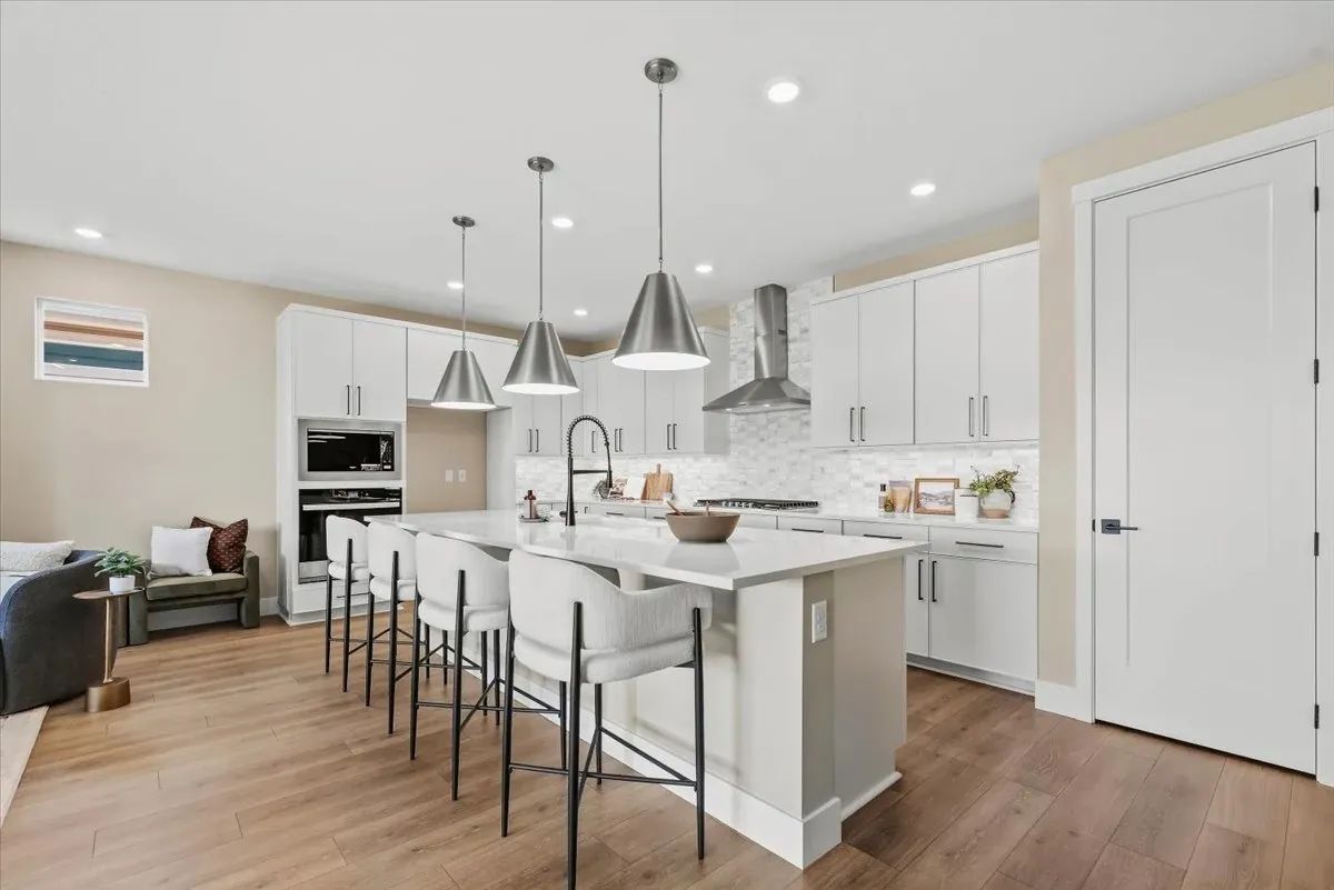Trilogy Valor Synergy HS 537 Kitchen