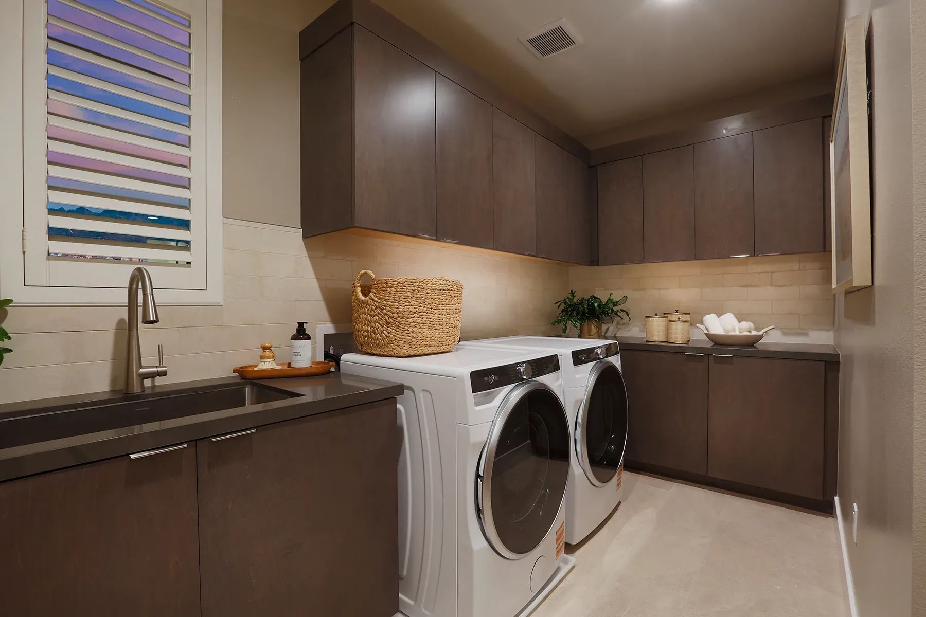Plan 3 Model Laundry