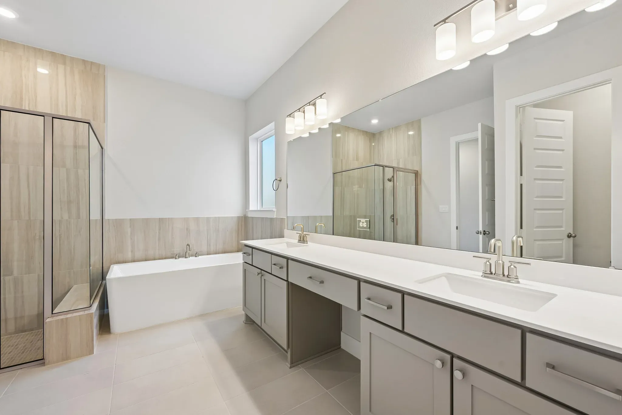 Homesite 2301 Primary Bath