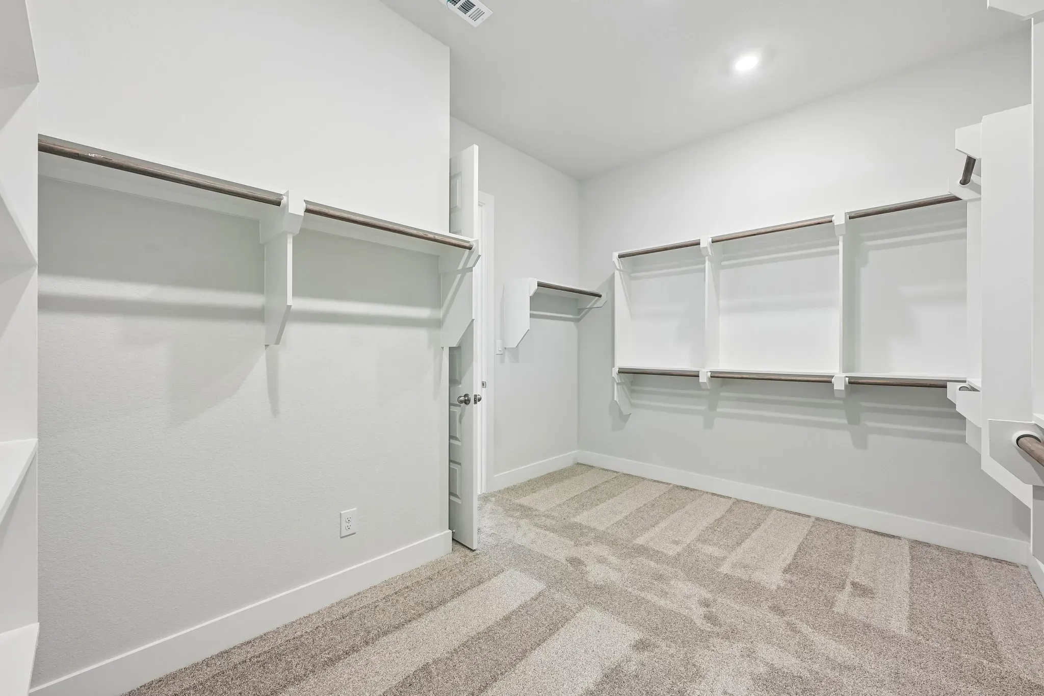 Homesite 2301 Closet