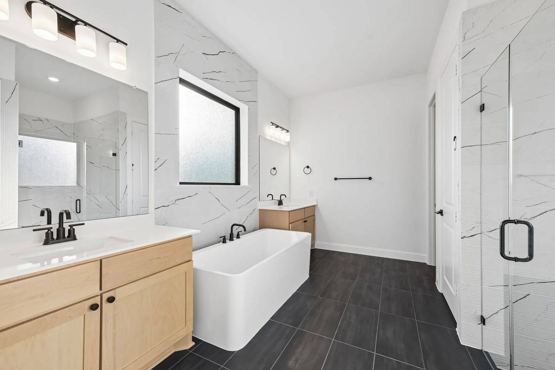 Homesite 0302 Primary Bath