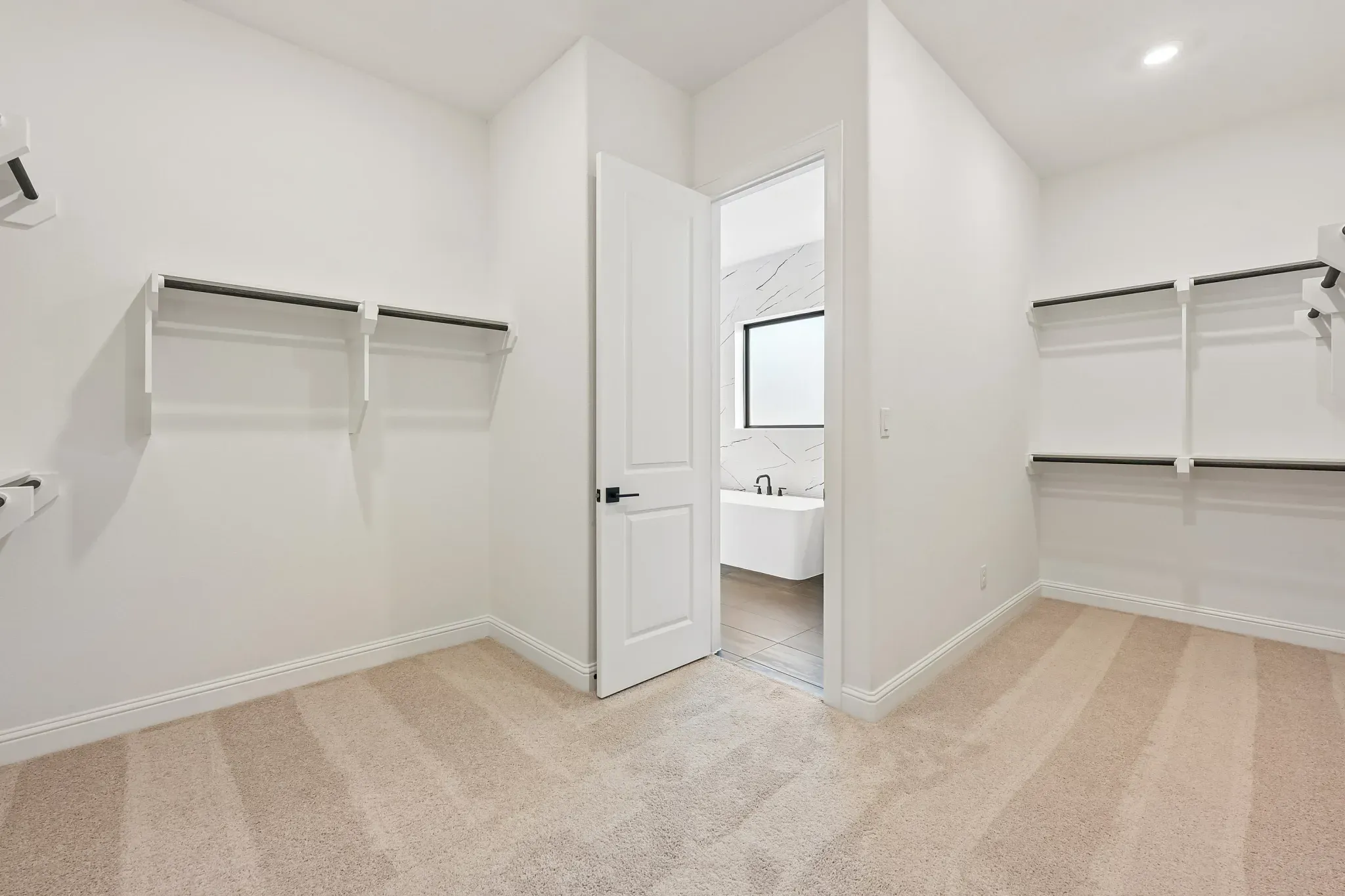 Homesite 0302 Closet