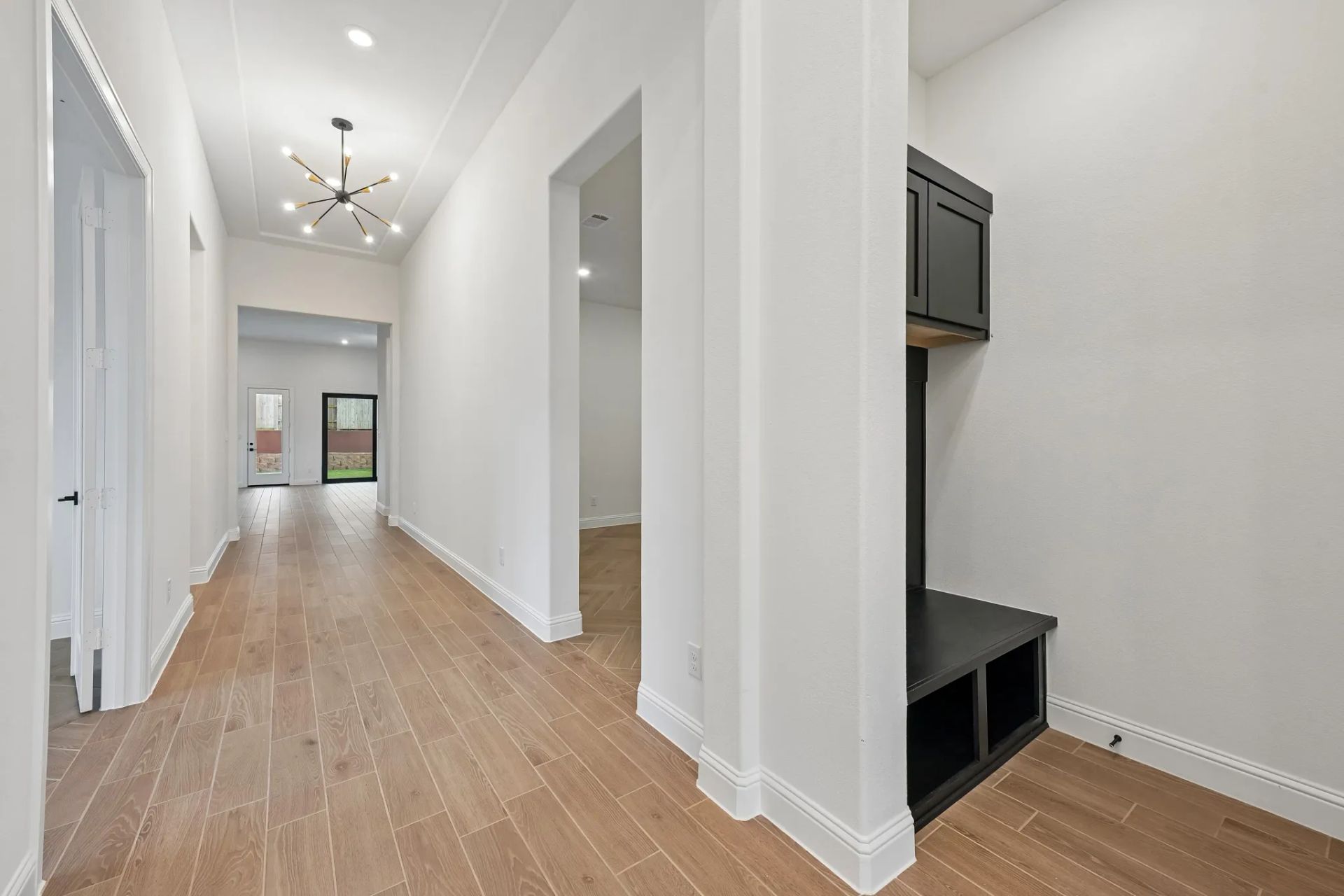 Homesite 0302 Hall