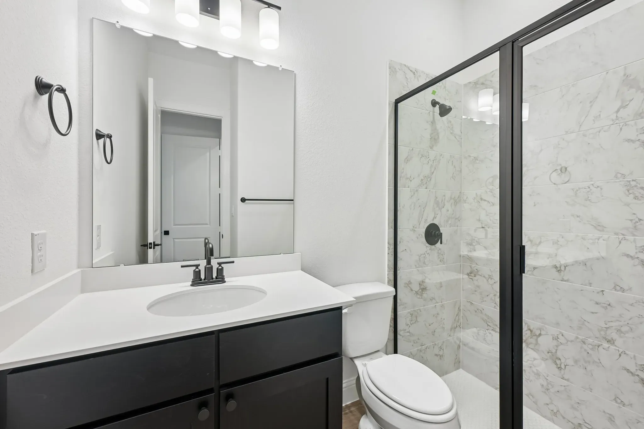 Homesite 0302 Bath 2