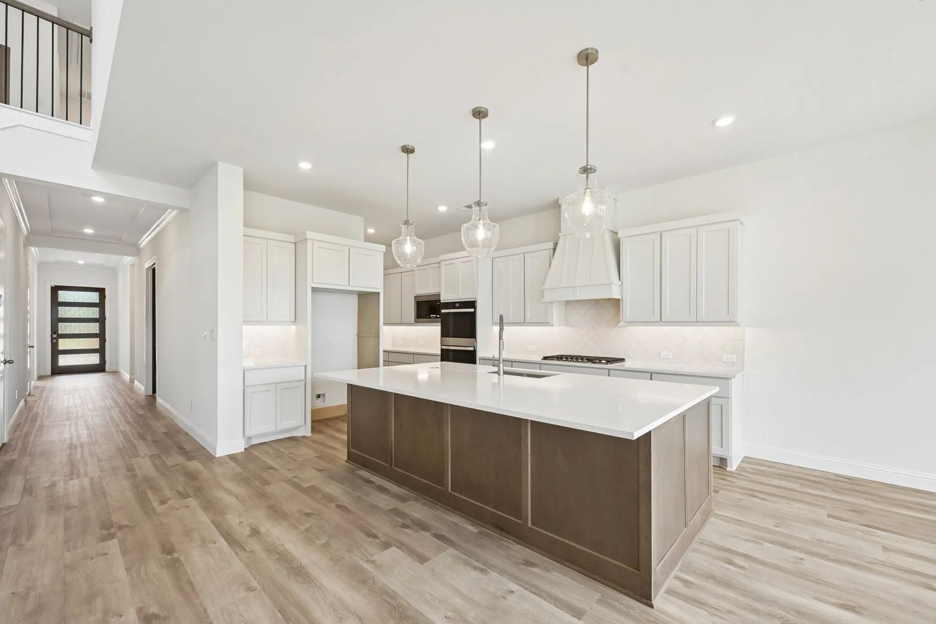 Homesite 1405 Kitchen - Staged