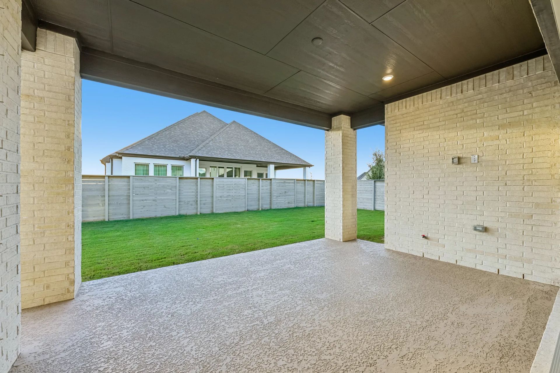 Homesite 1405 Outdoor Living
