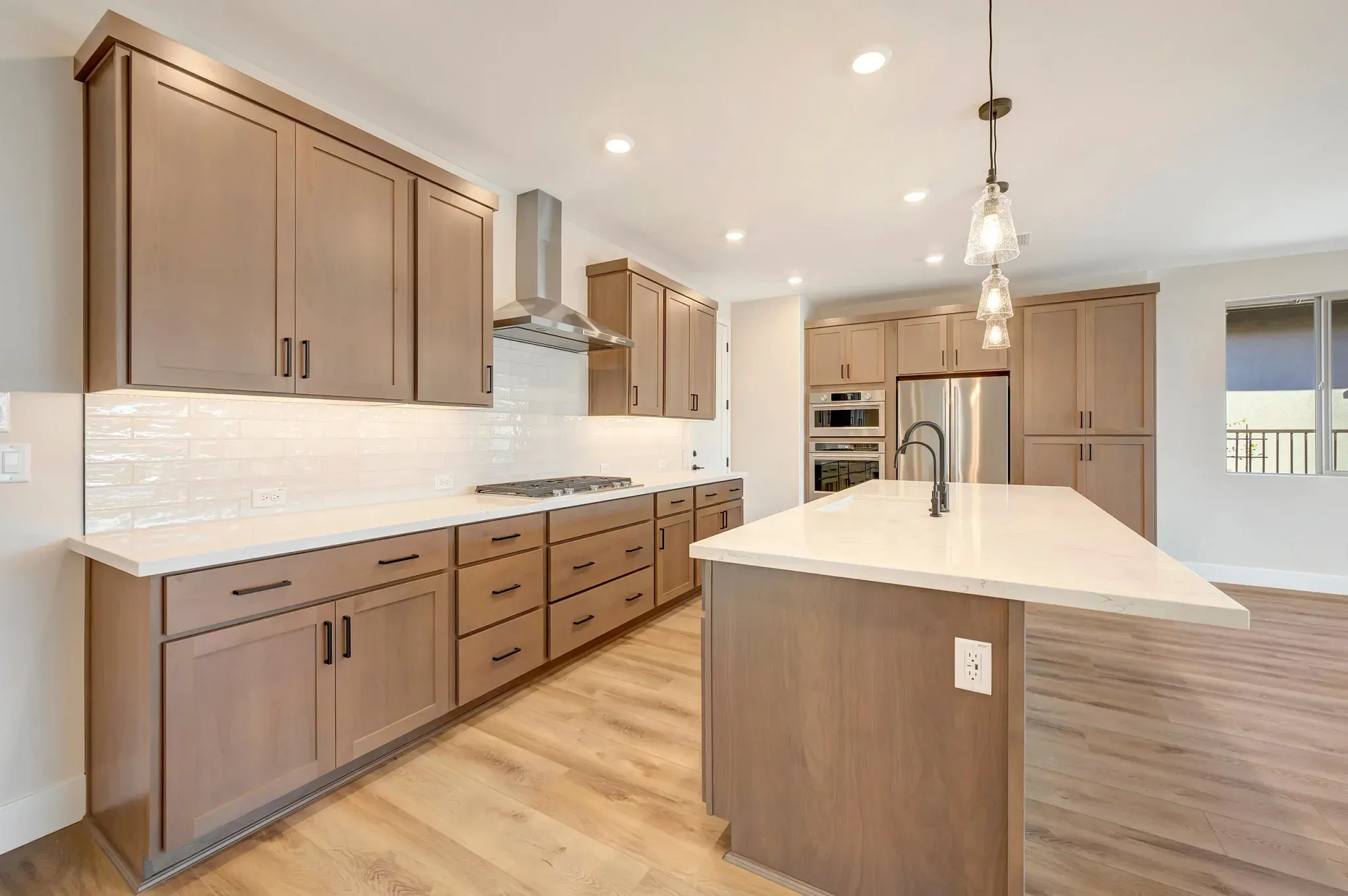 Trilogy Ridgecrest Dream HS 131 Kitchen