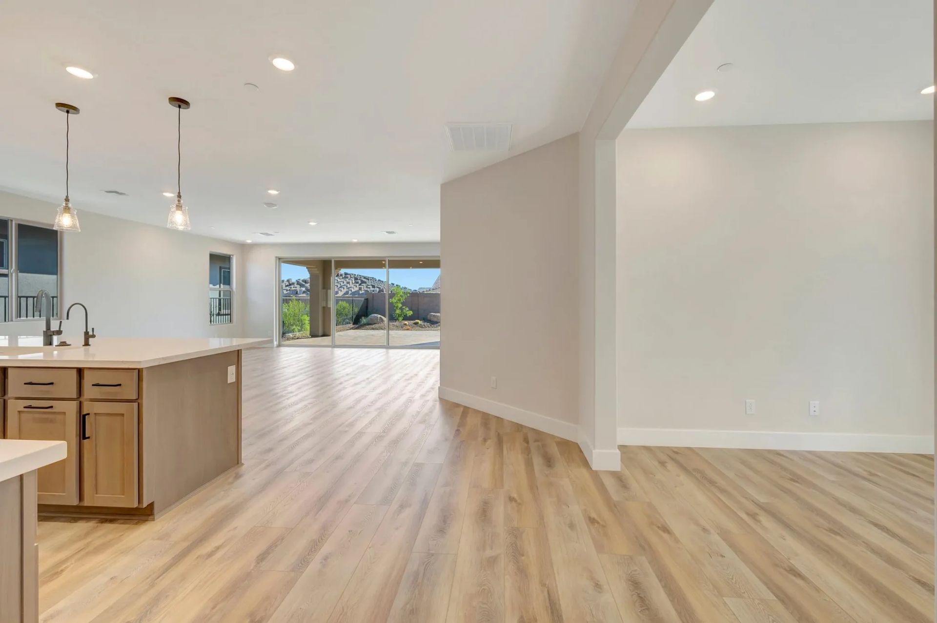 Trilogy Ridgecrest Dream HS 131 Kitchen