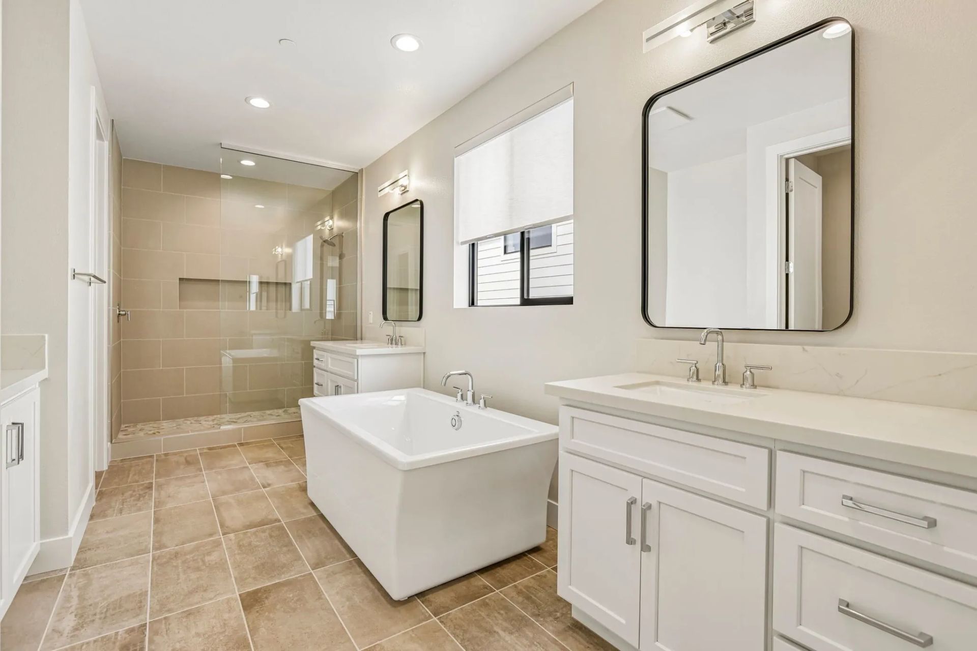 Light House Homesite 654 Primary Bathroom
