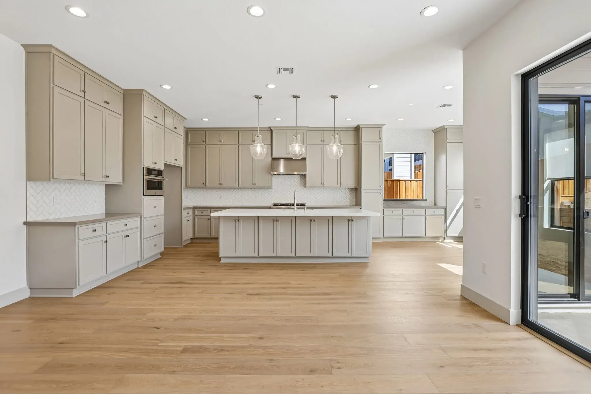 Light House Homesite 652 Kitchen