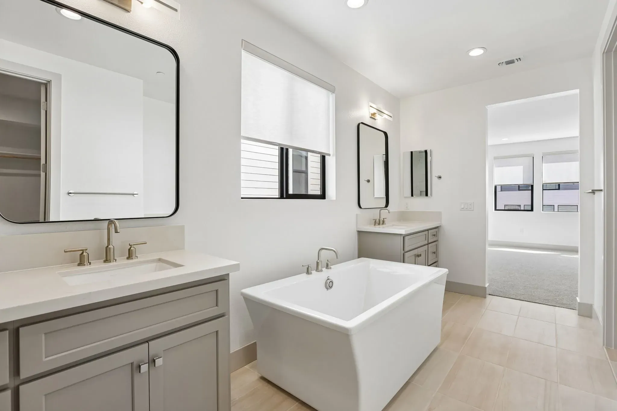 Light House Homesite 652 Primary Bathroom