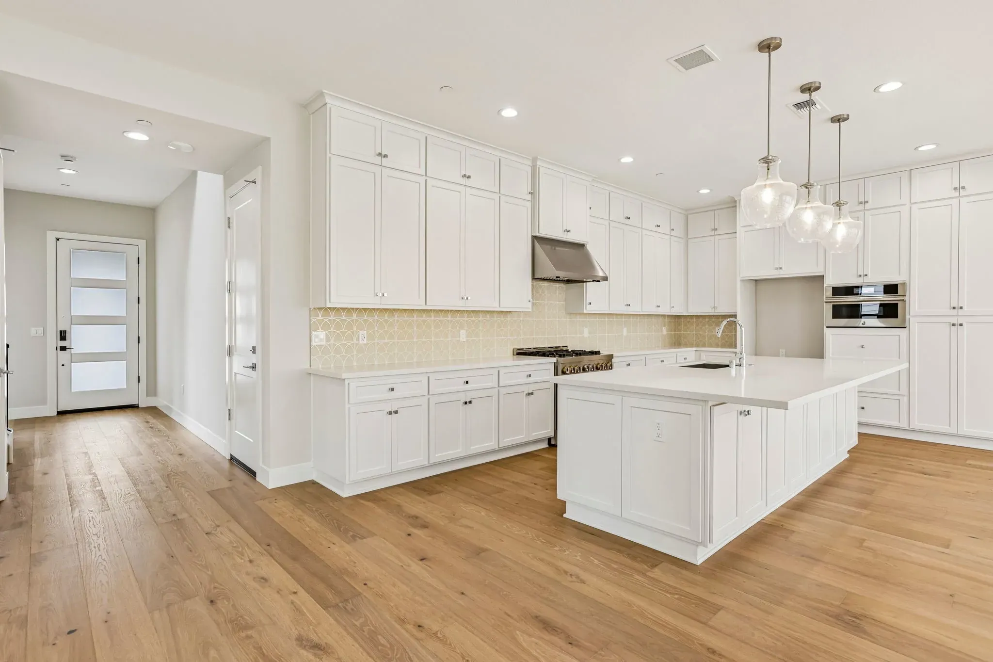 Light House Homesite 655 Kitchen