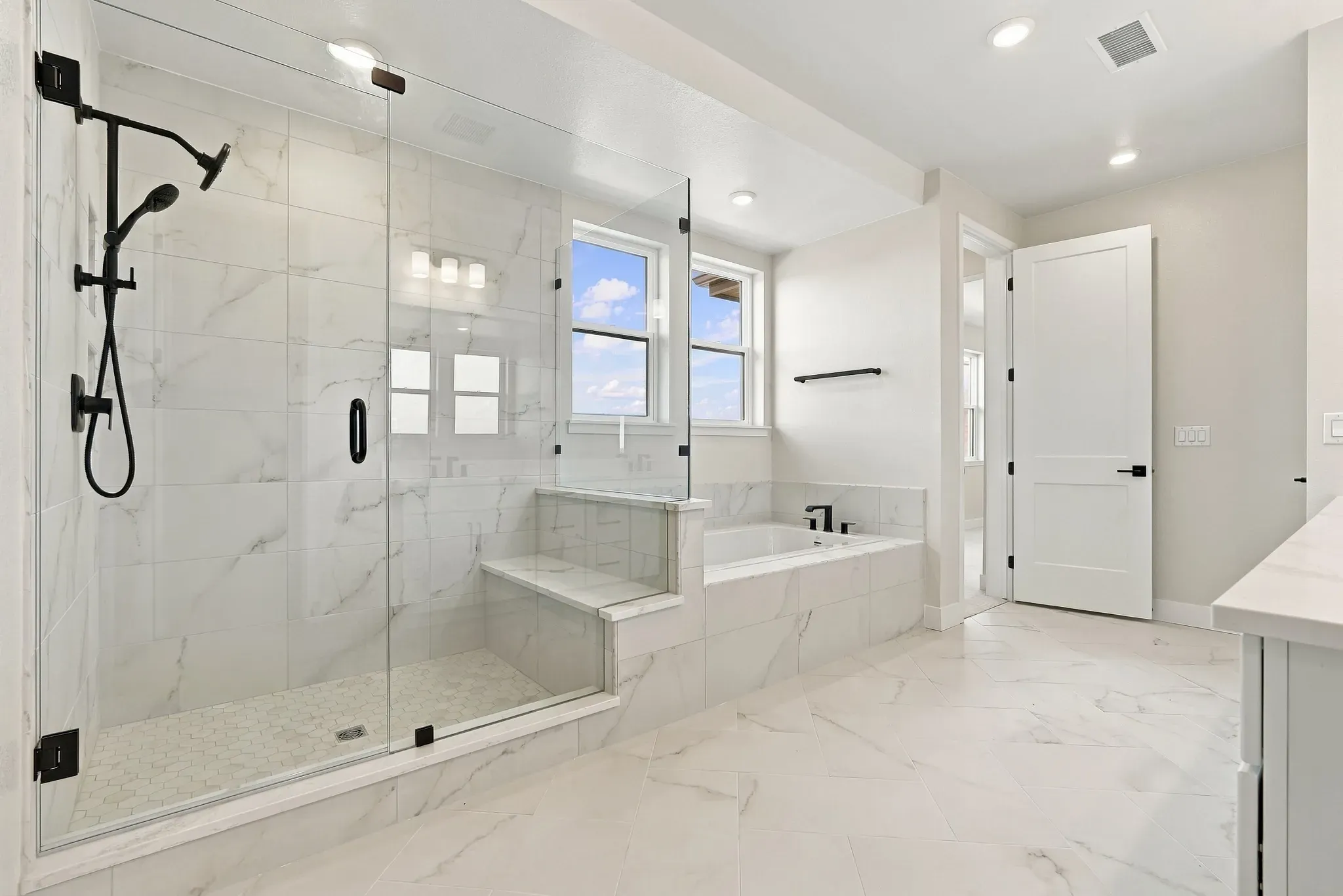 Homesite 247 Primary Bath