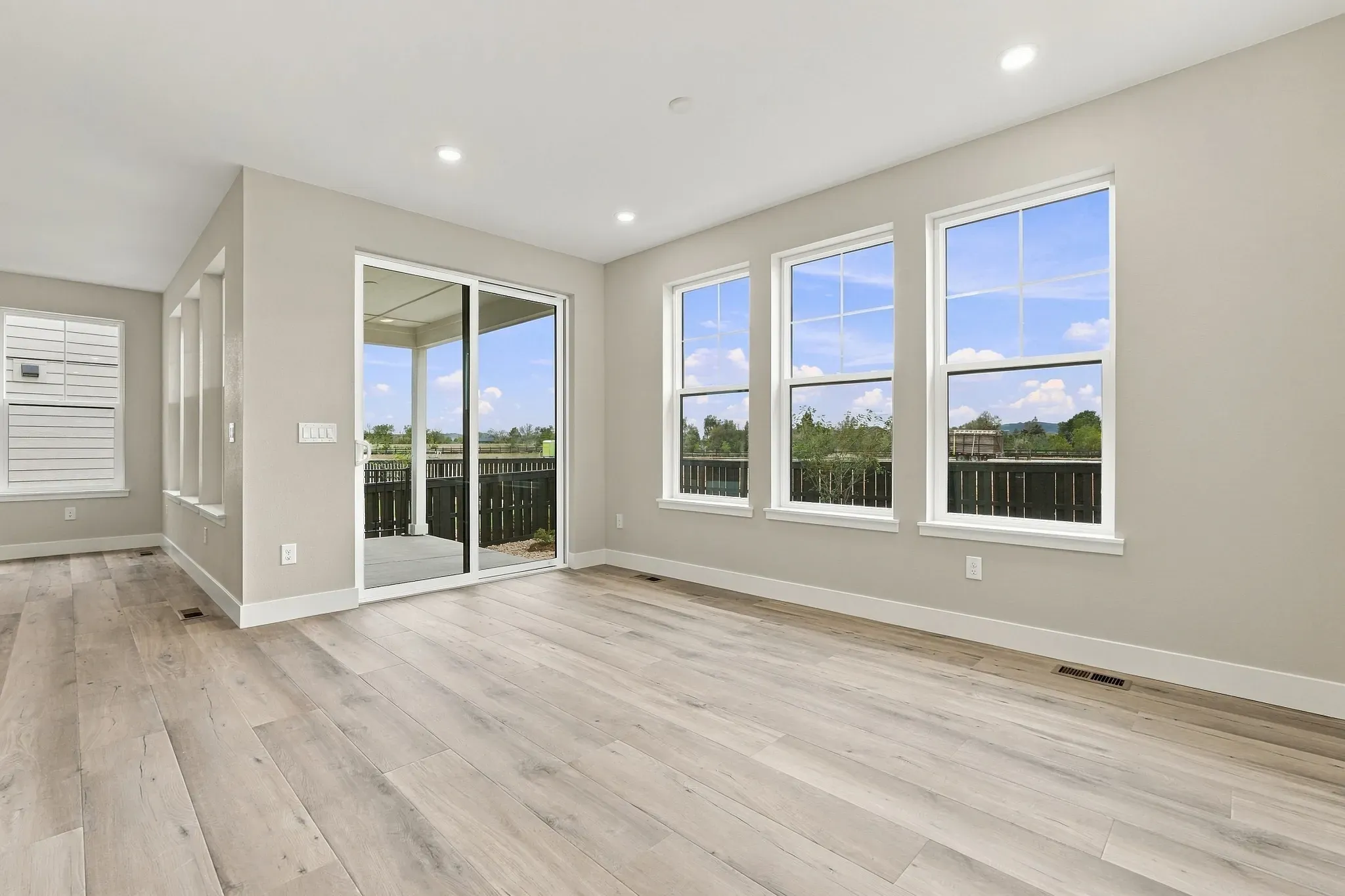 Homesite 269 Dining
