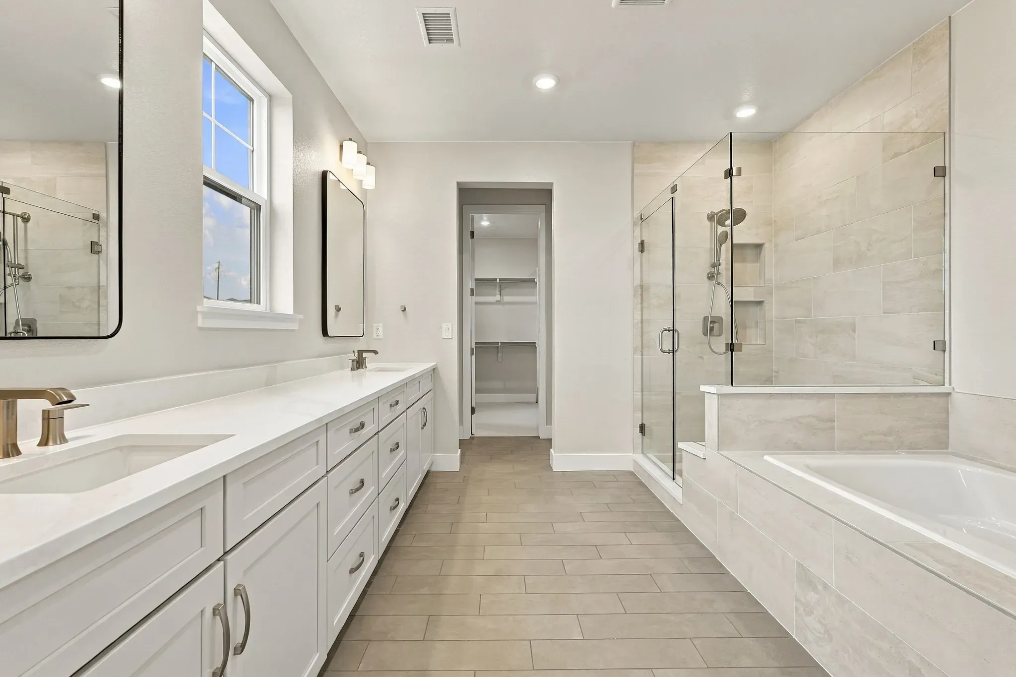 Homesite 269 Primary Bath