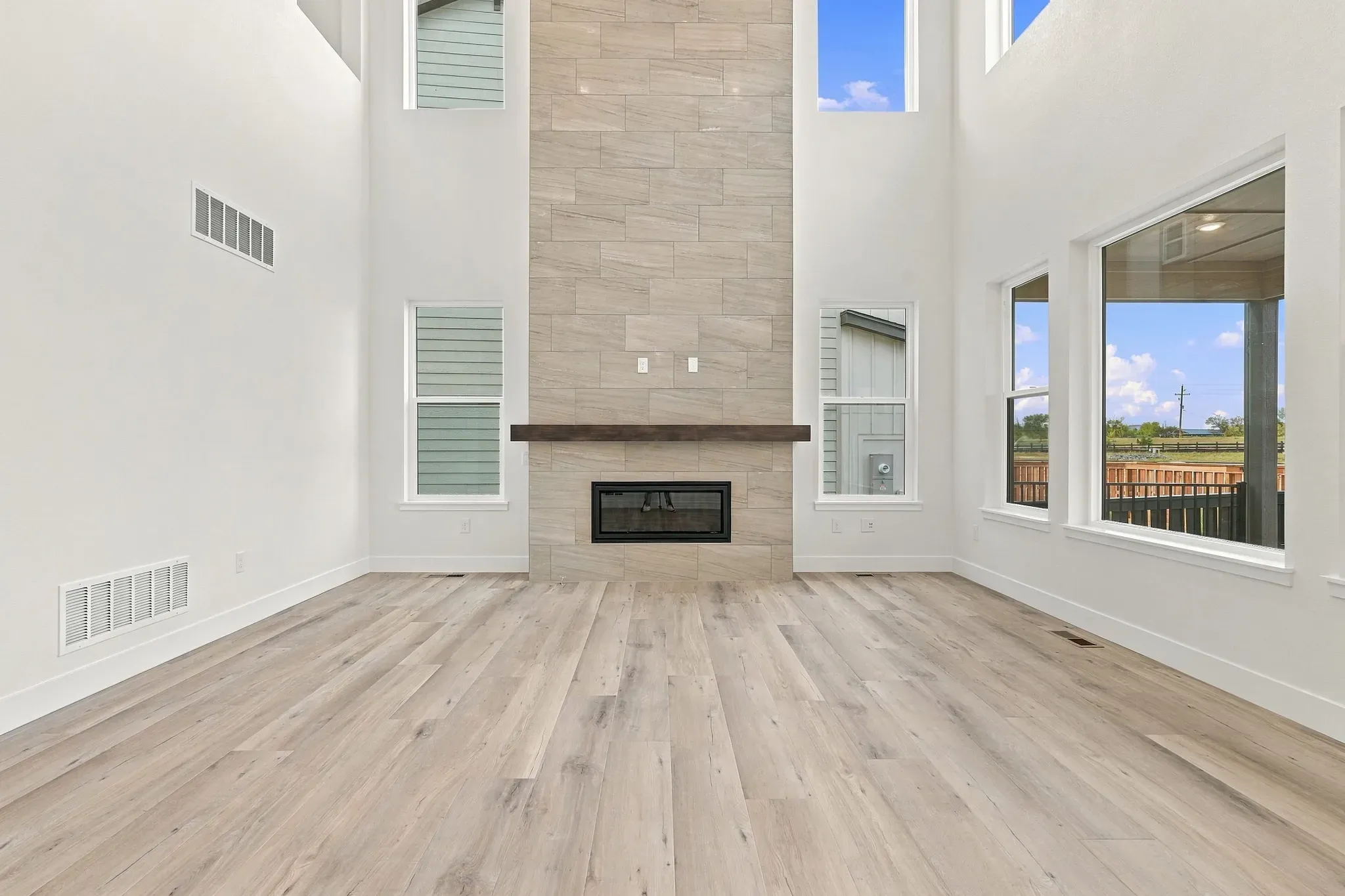 Homesite 270 Great Room