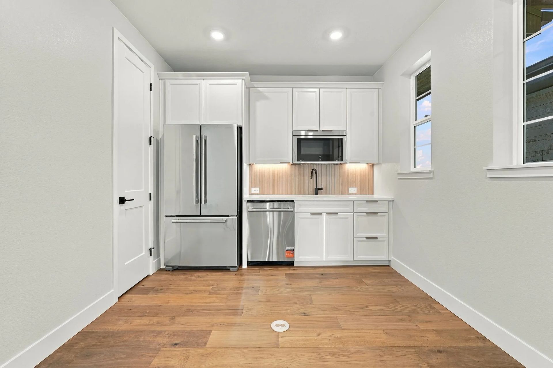 Homesite 3101 Multi-Gen Kitchenette