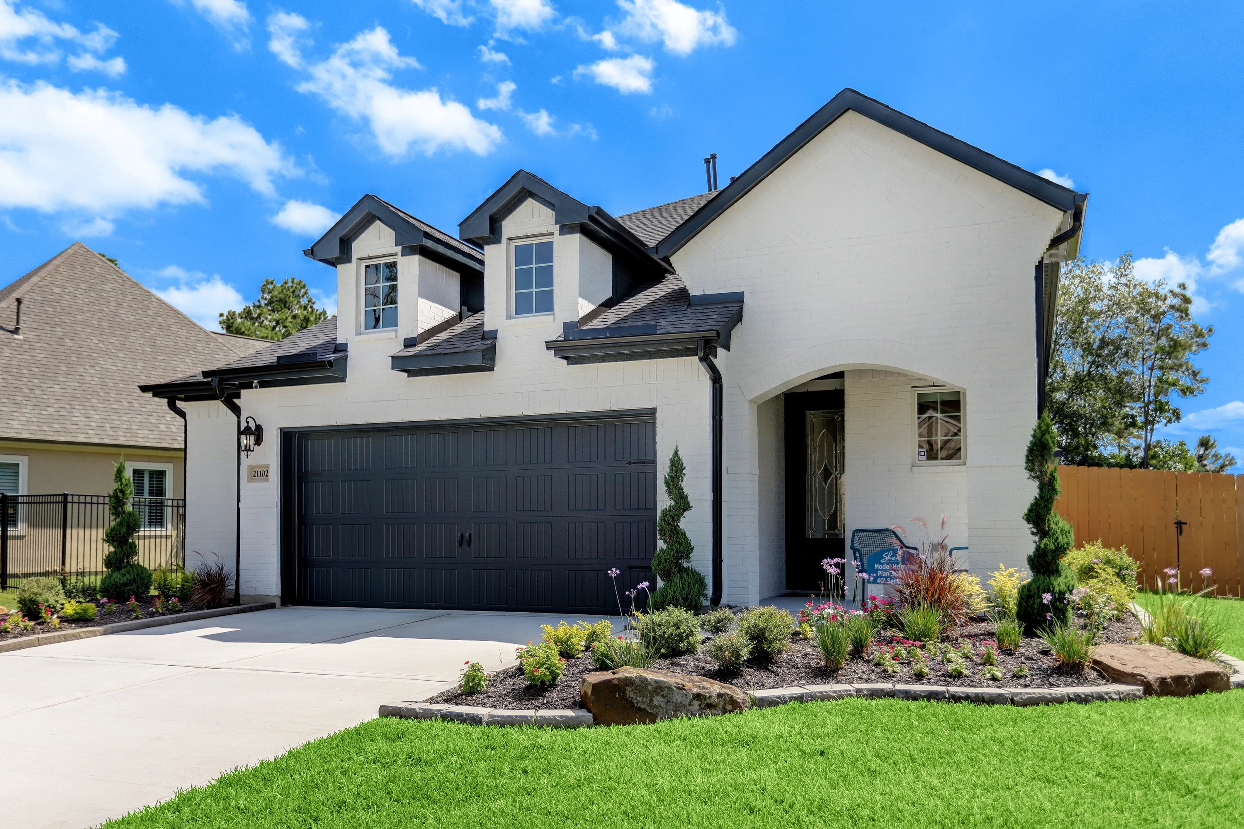 Plan 3059 Model Exterior 