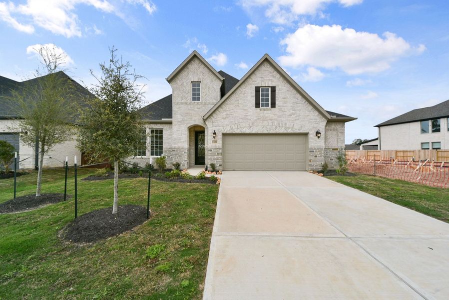13082 Soaring Forest Drive. Conroe, TX 77302