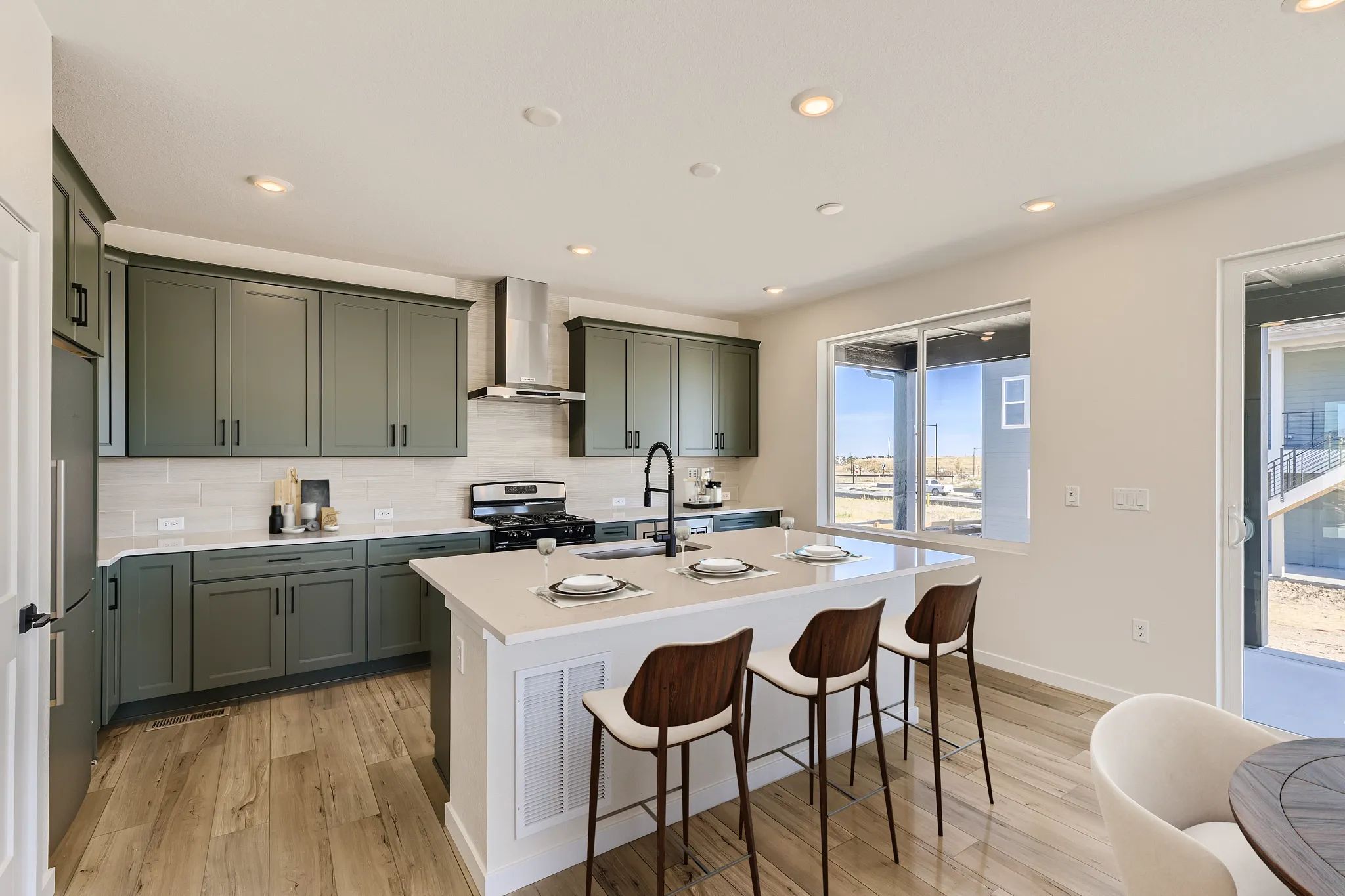 Sweet Magnolia Kitchen - Virtually Staged