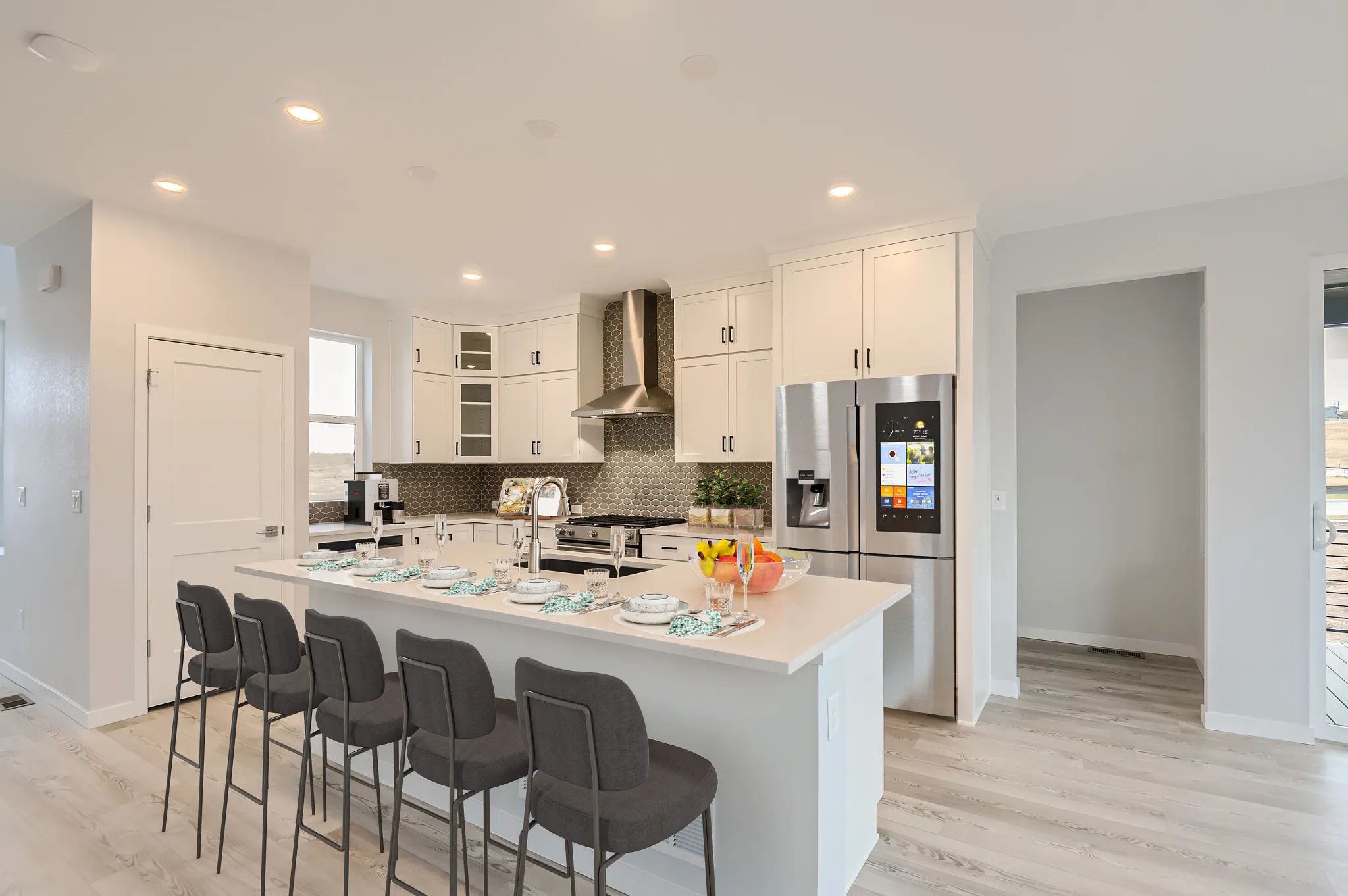 Roxy Kitchen - Virtually Staged