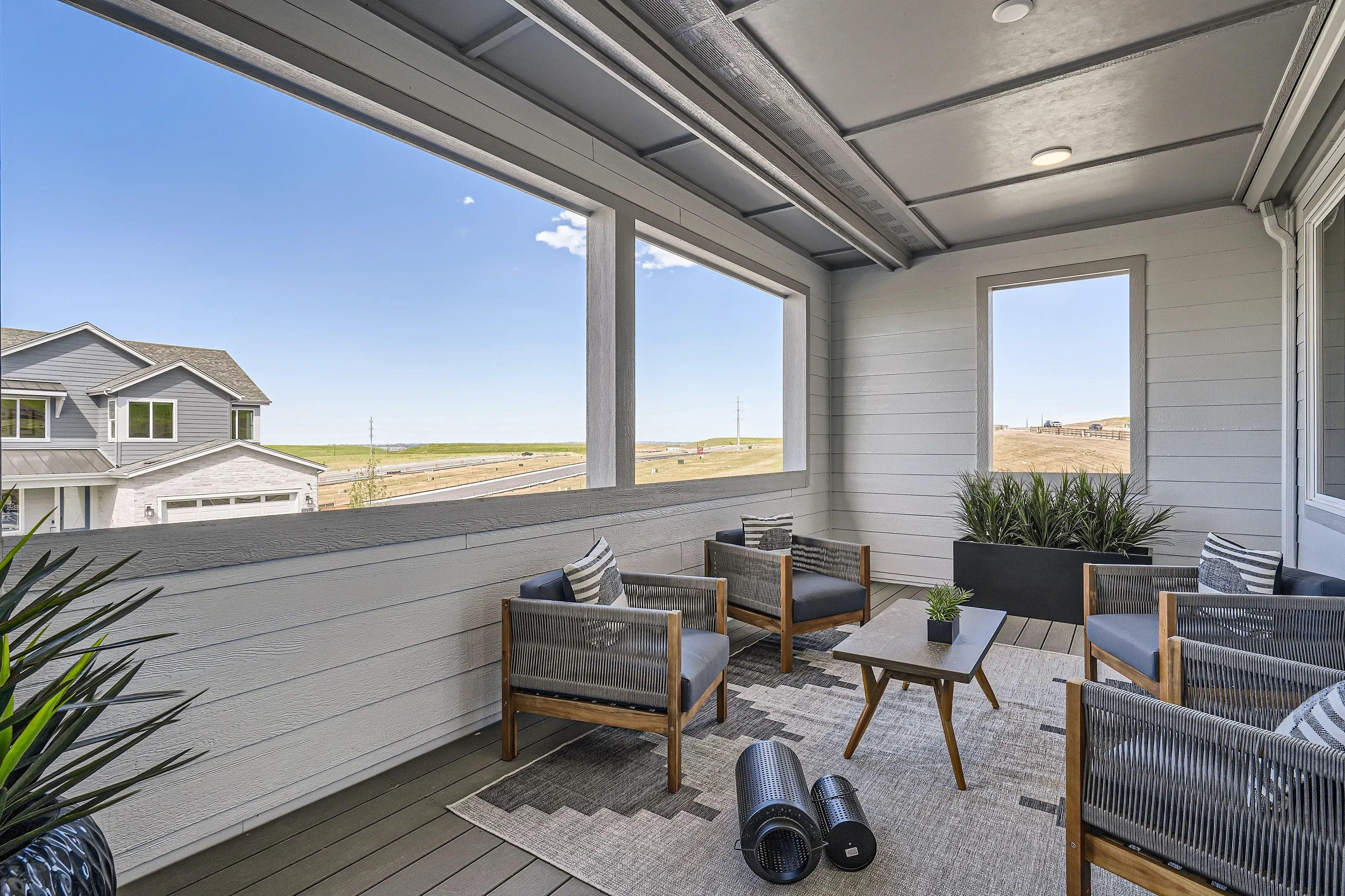 Lola Model Covered Front Deck