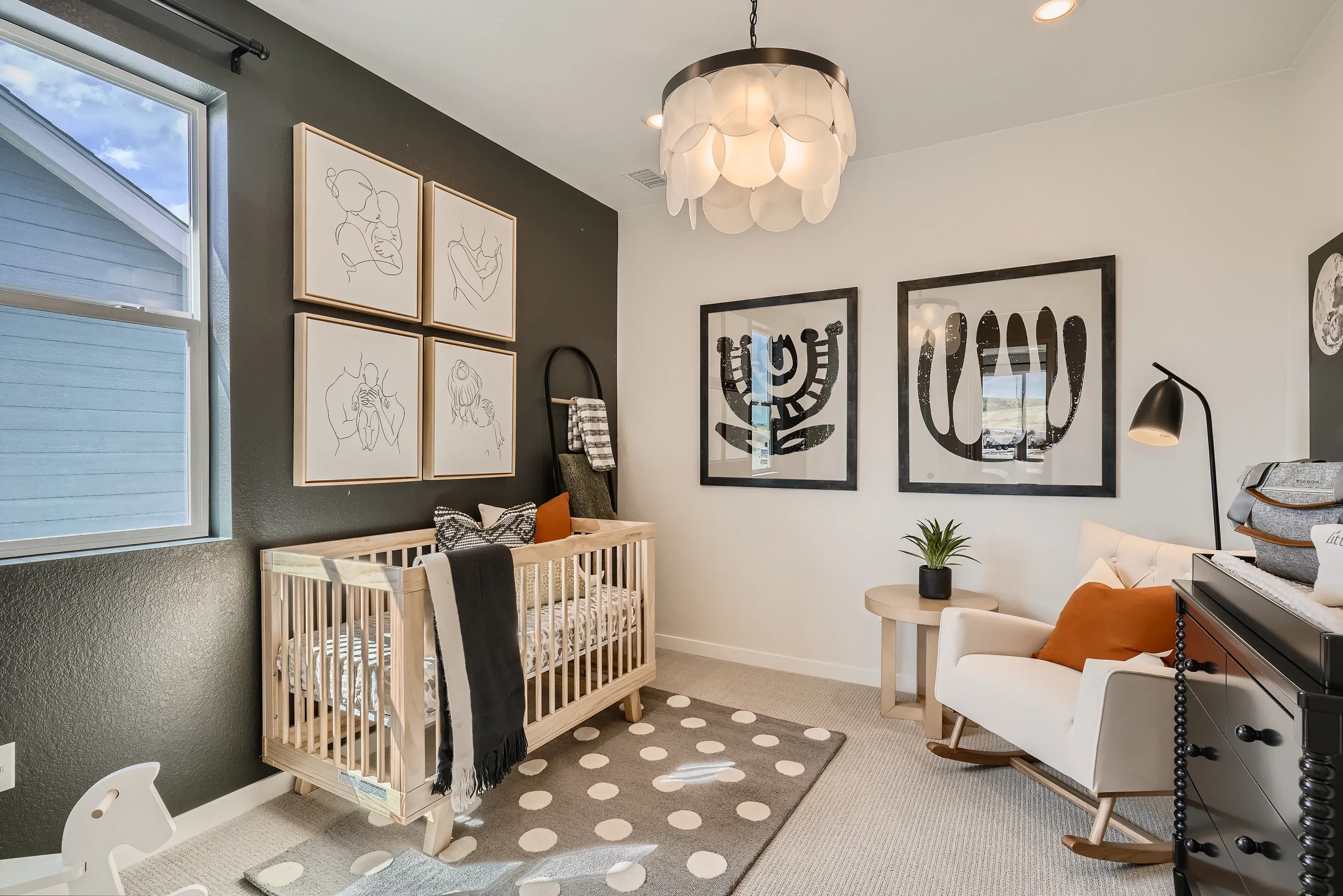 Lola Model Bedroom 3