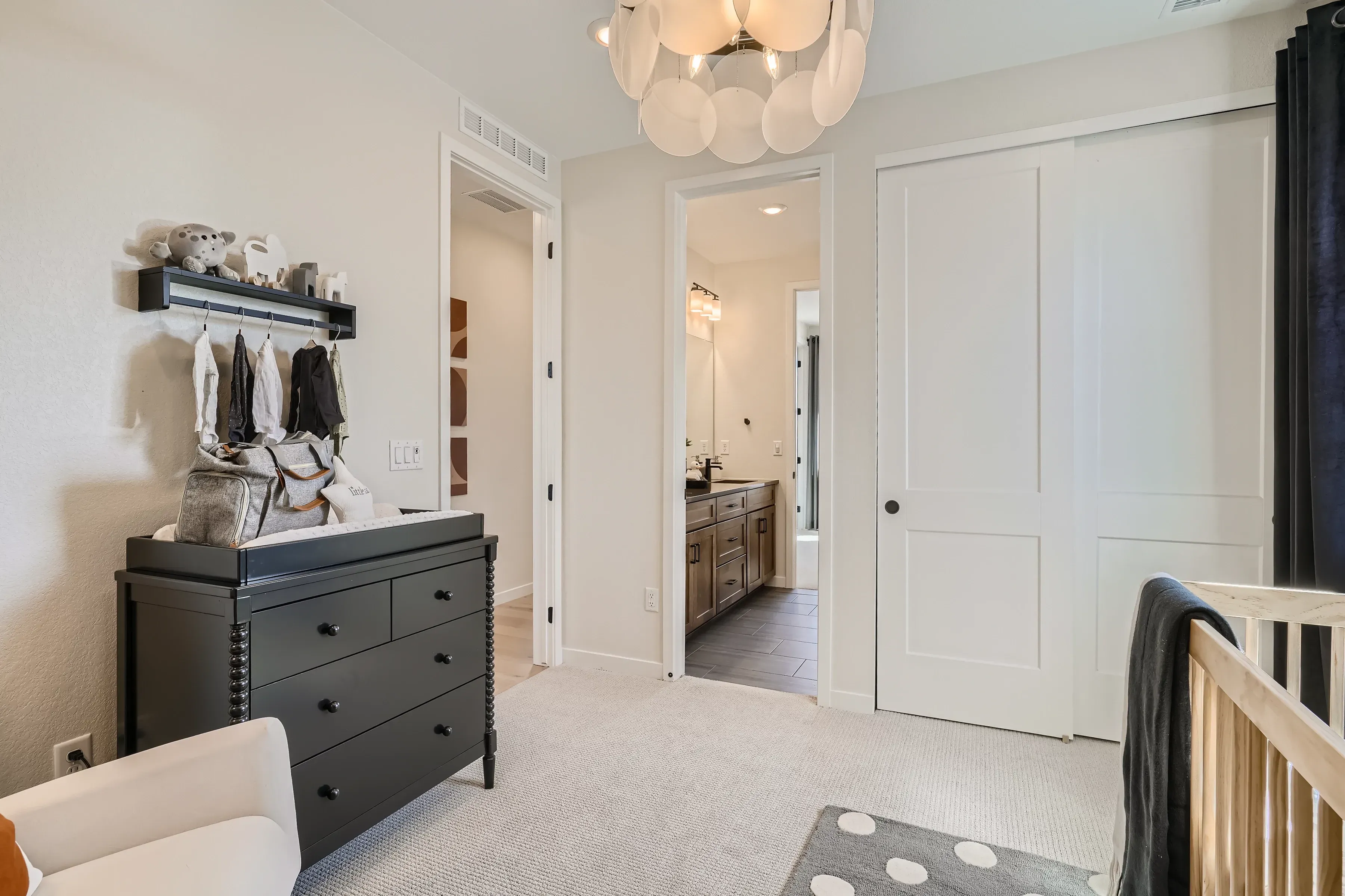 Lola Model Bedroom 3