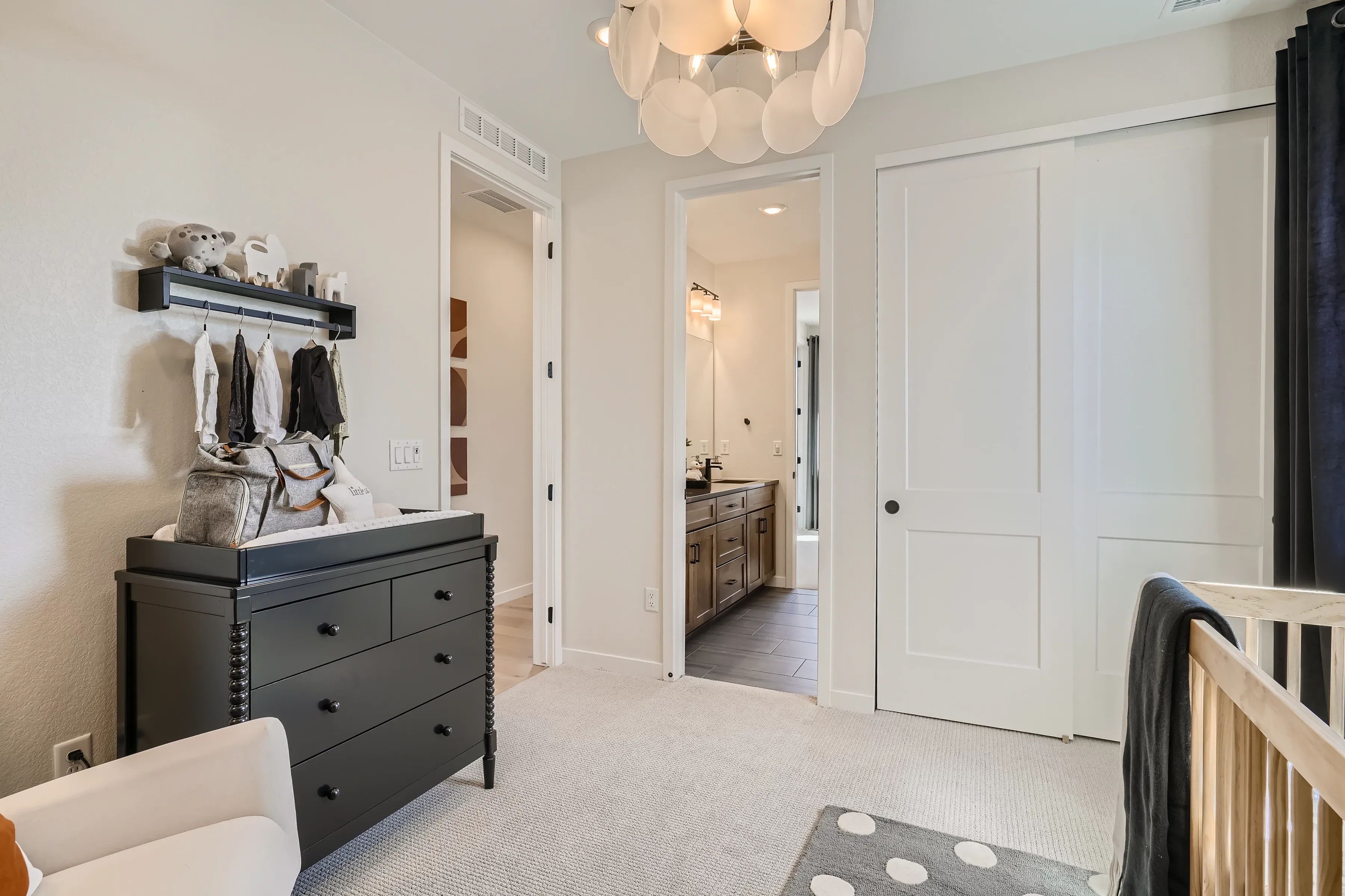 Lola Model Bedroom 3