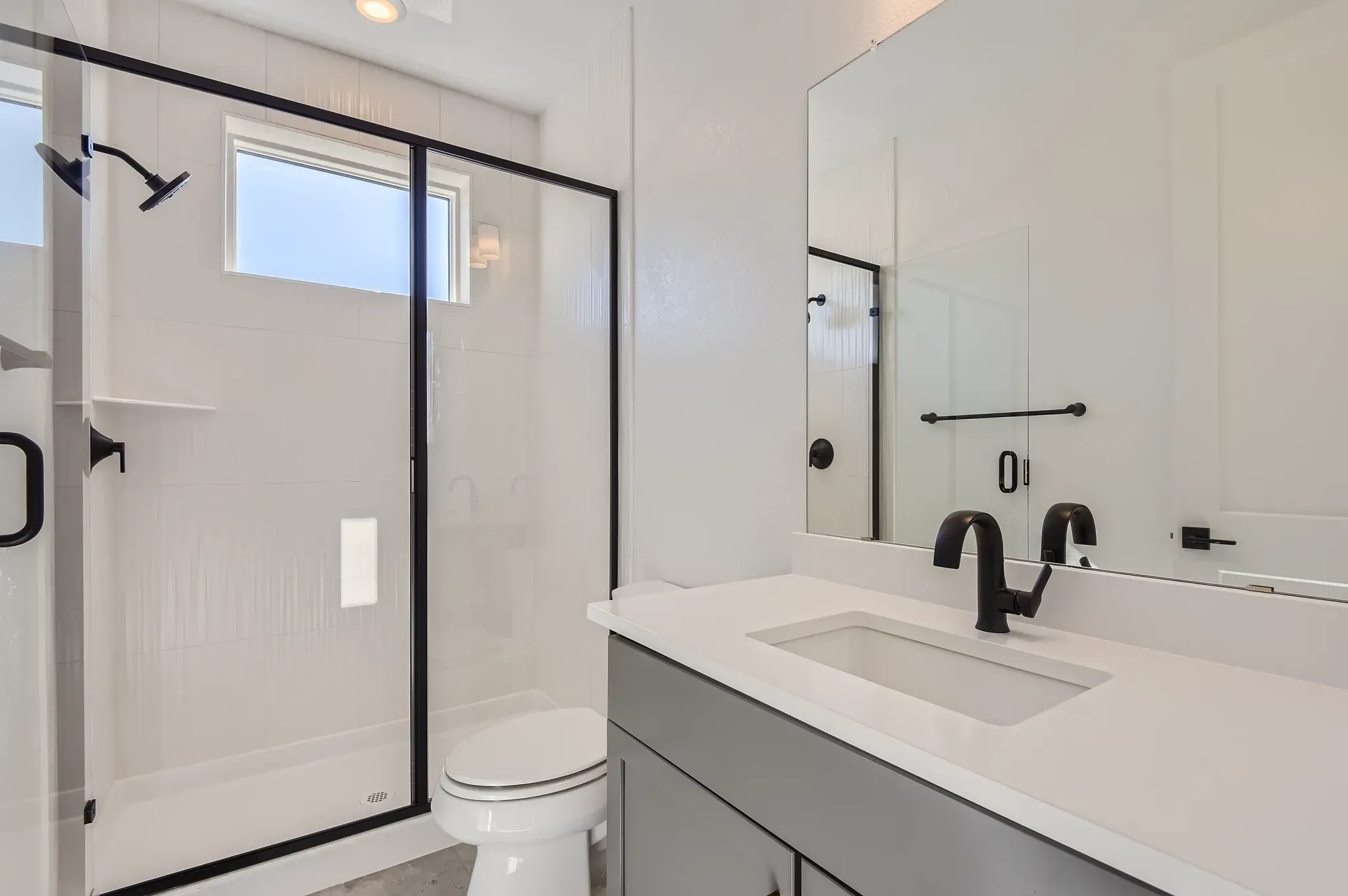 Baxter Plan Bonus Room Bath