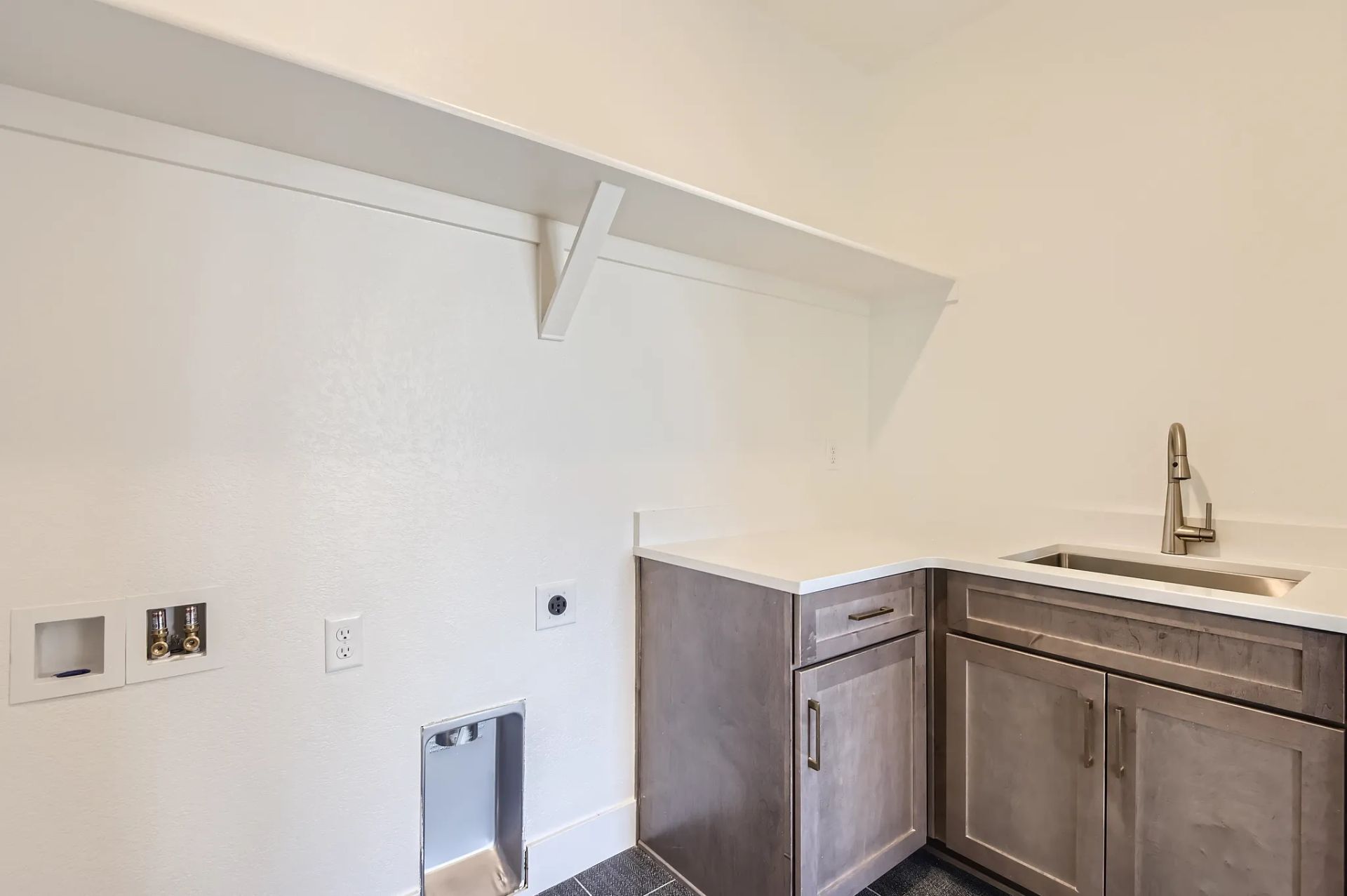 Baxter Plan Laundry