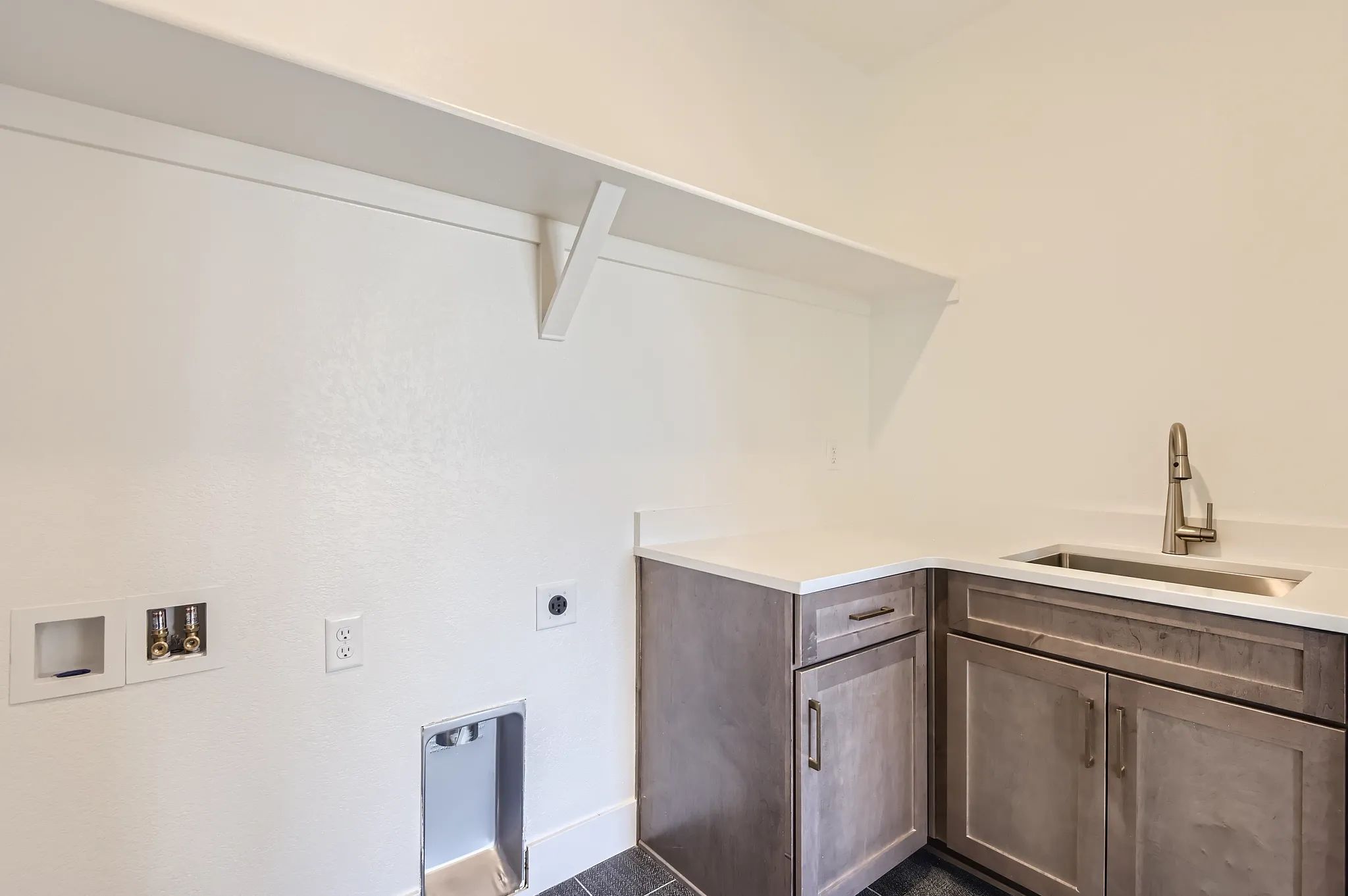 Baxter Plan Laundry
