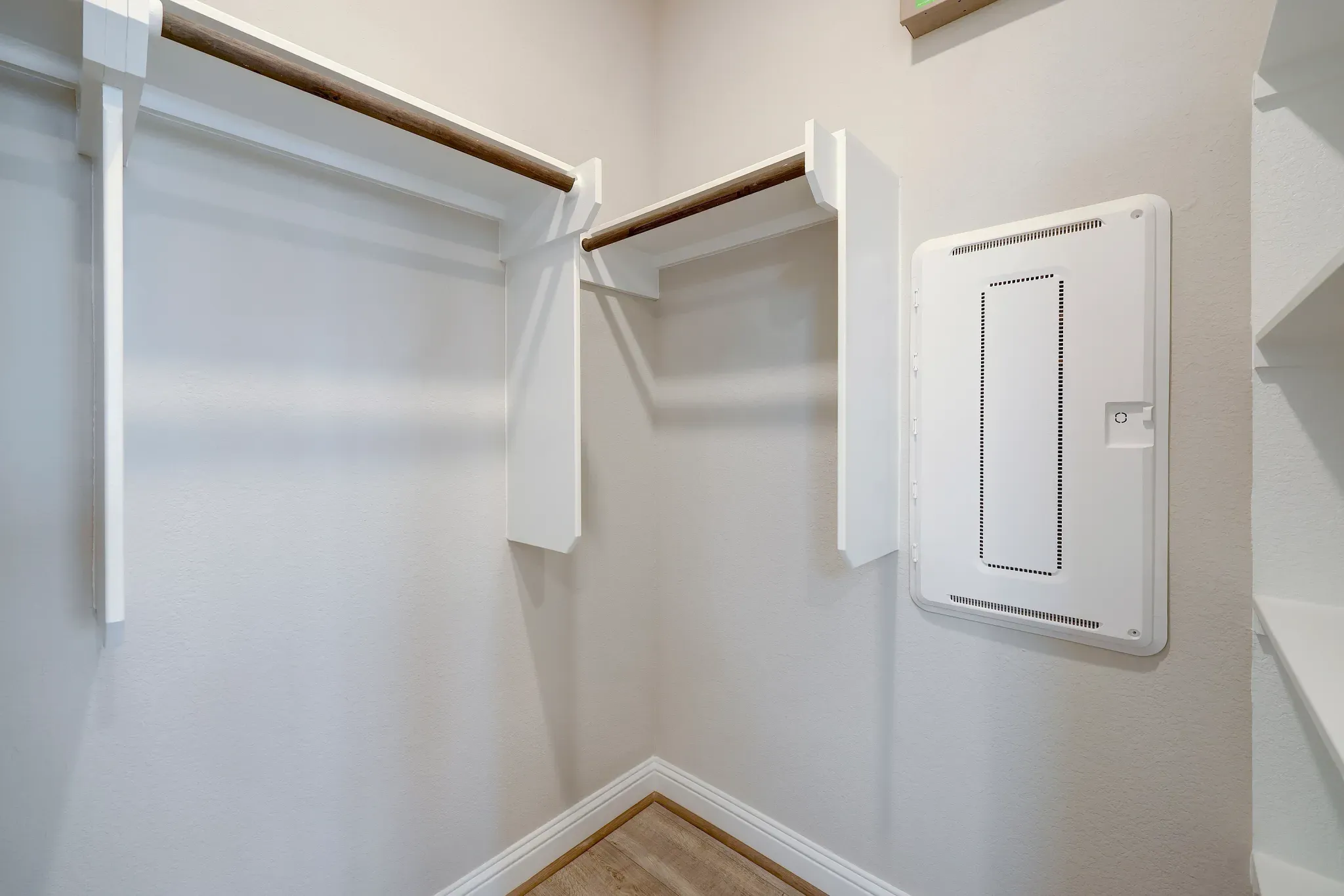 Plan 3009 closet
