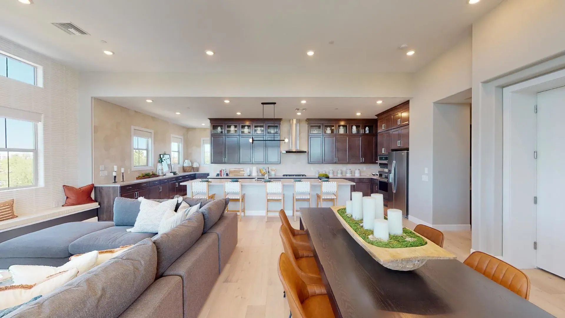 Crescendo Model Kitchen & Dining