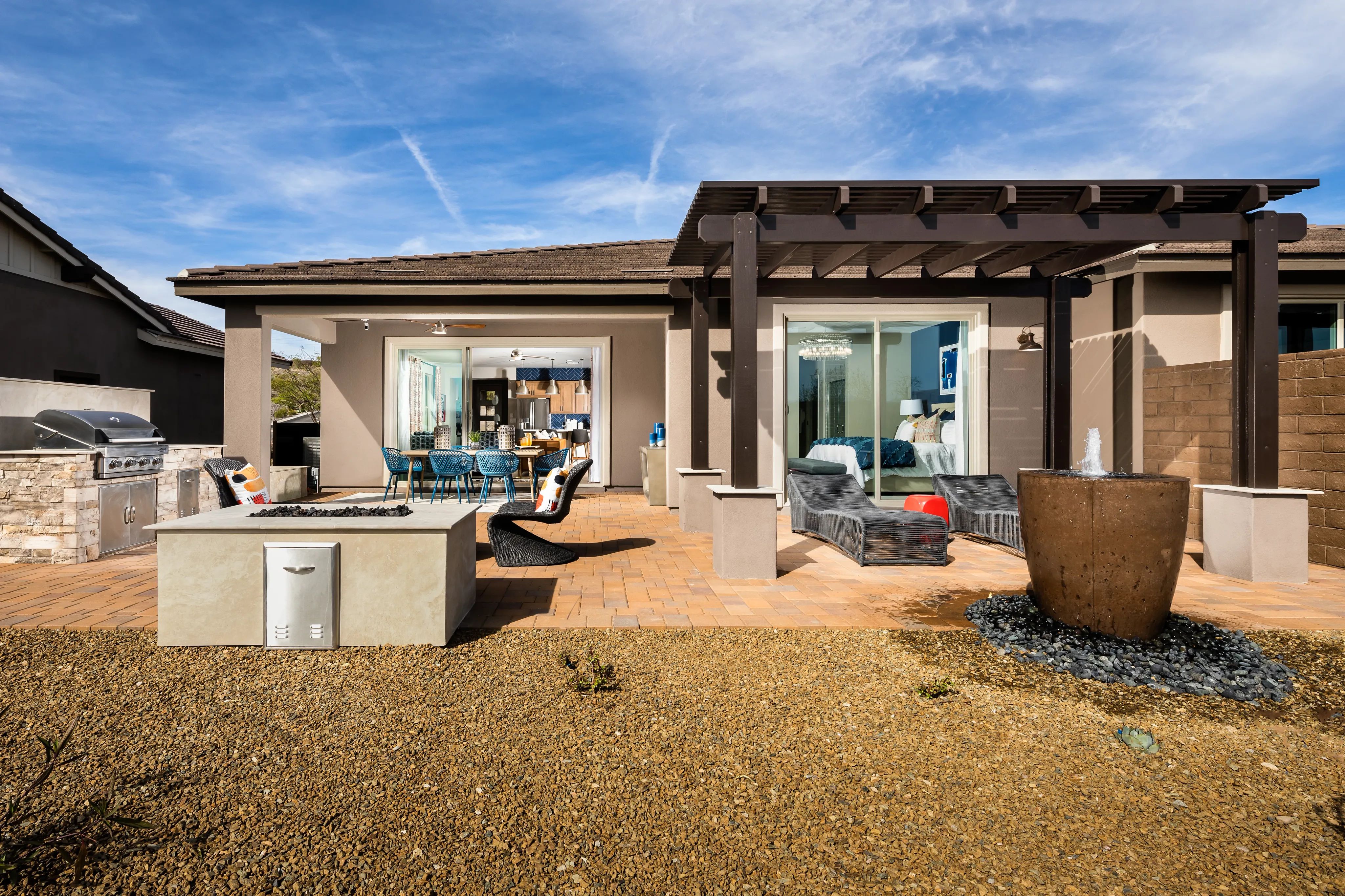 Evia Model