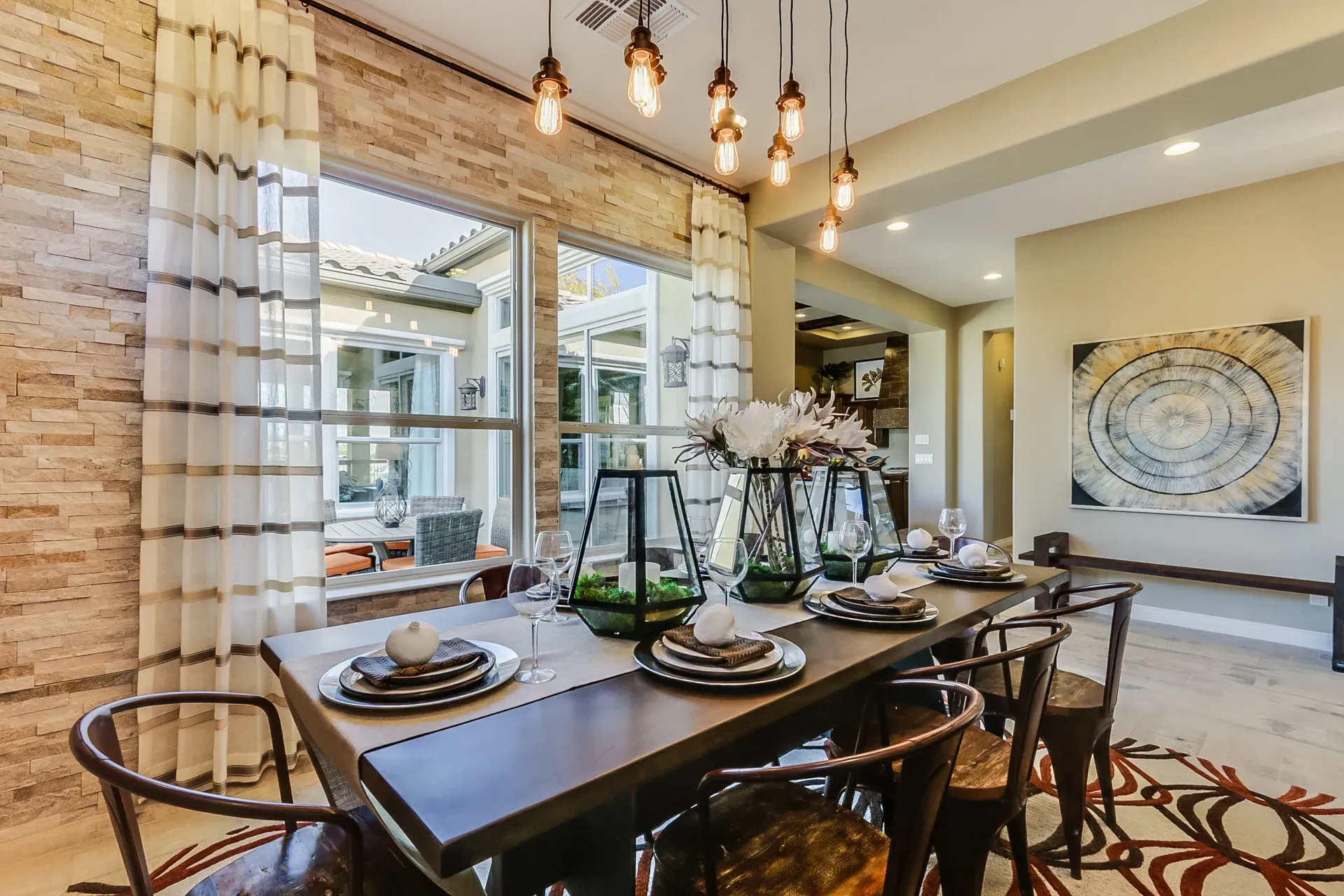 Formal Dining