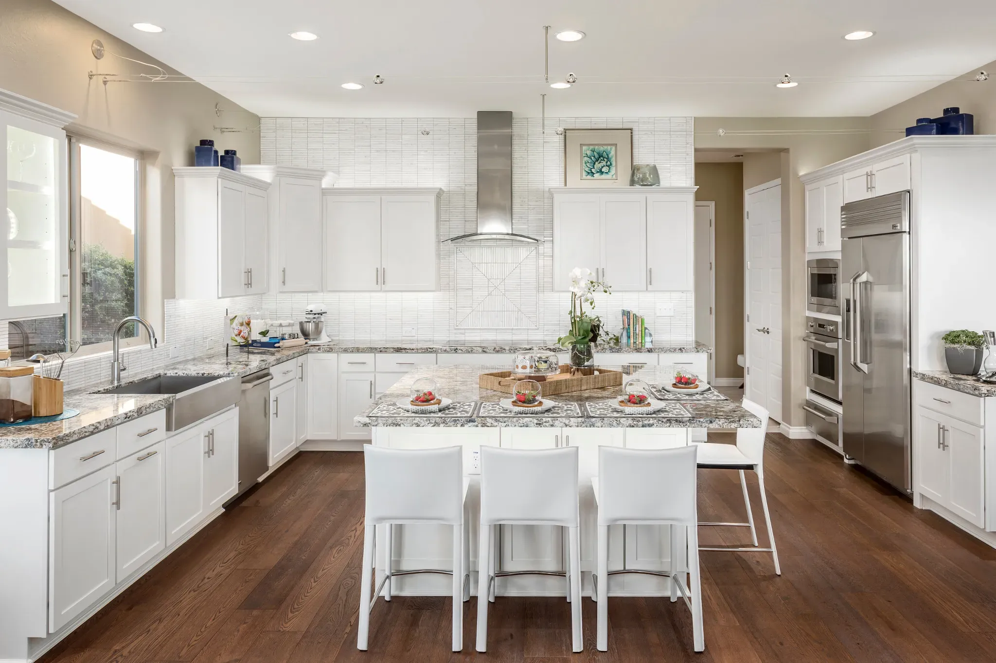 Alora Model Kitchen