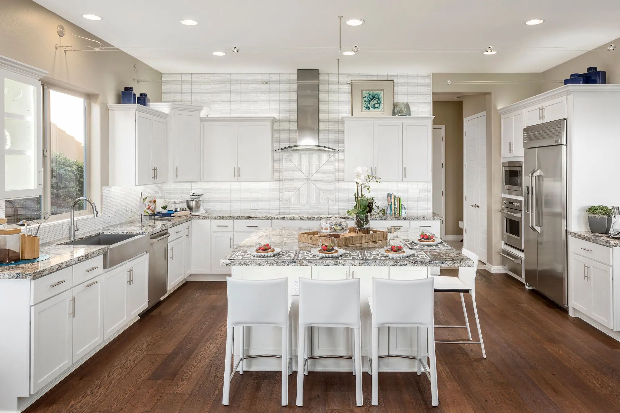 Alora Model Kitchen