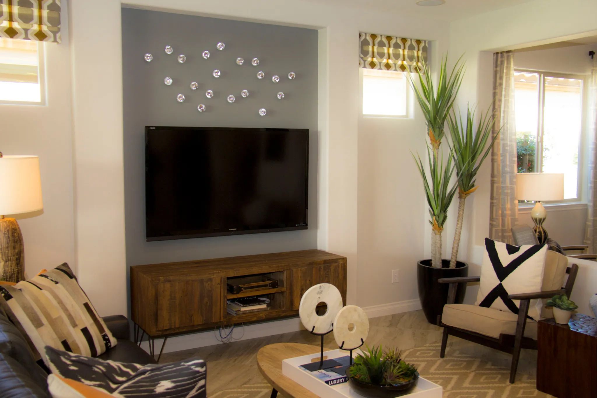 Cannes Model Great Room