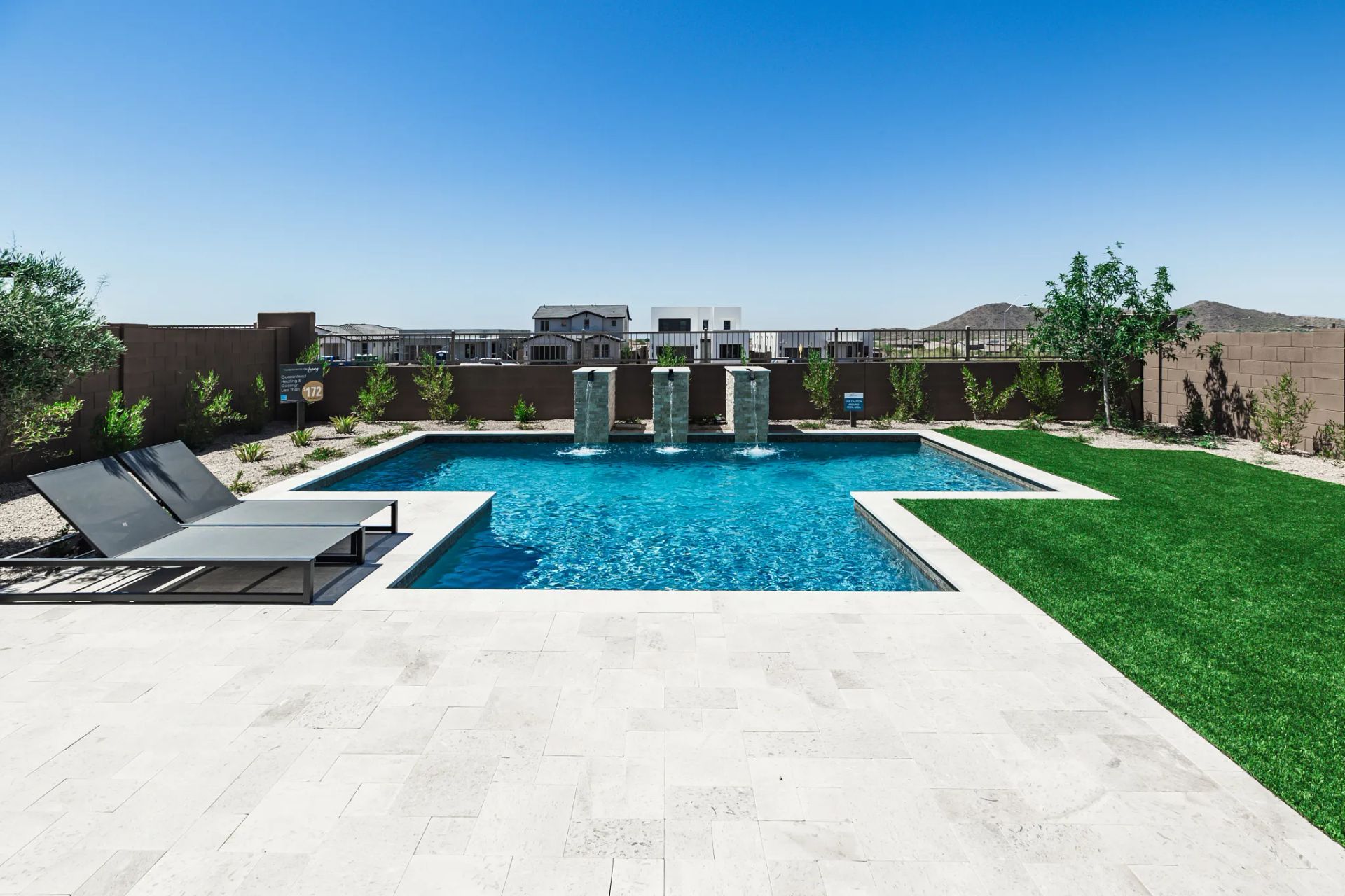 4016 Model Backyard