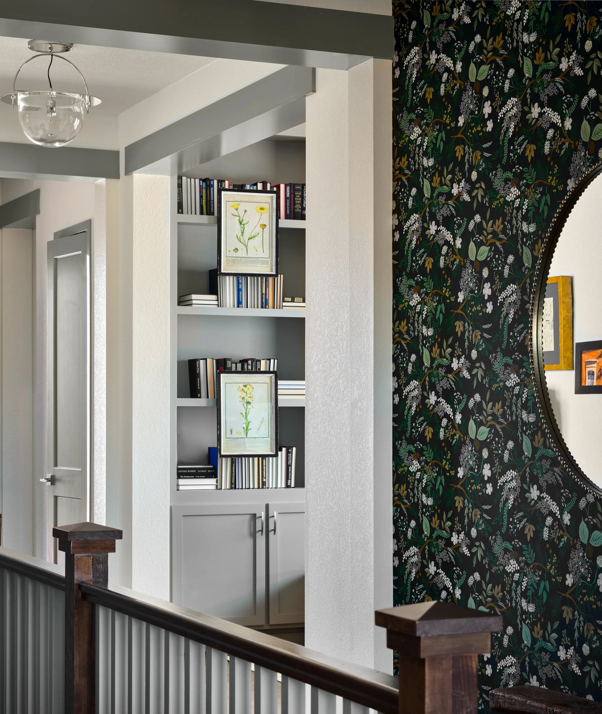 Rising Moon Foyer