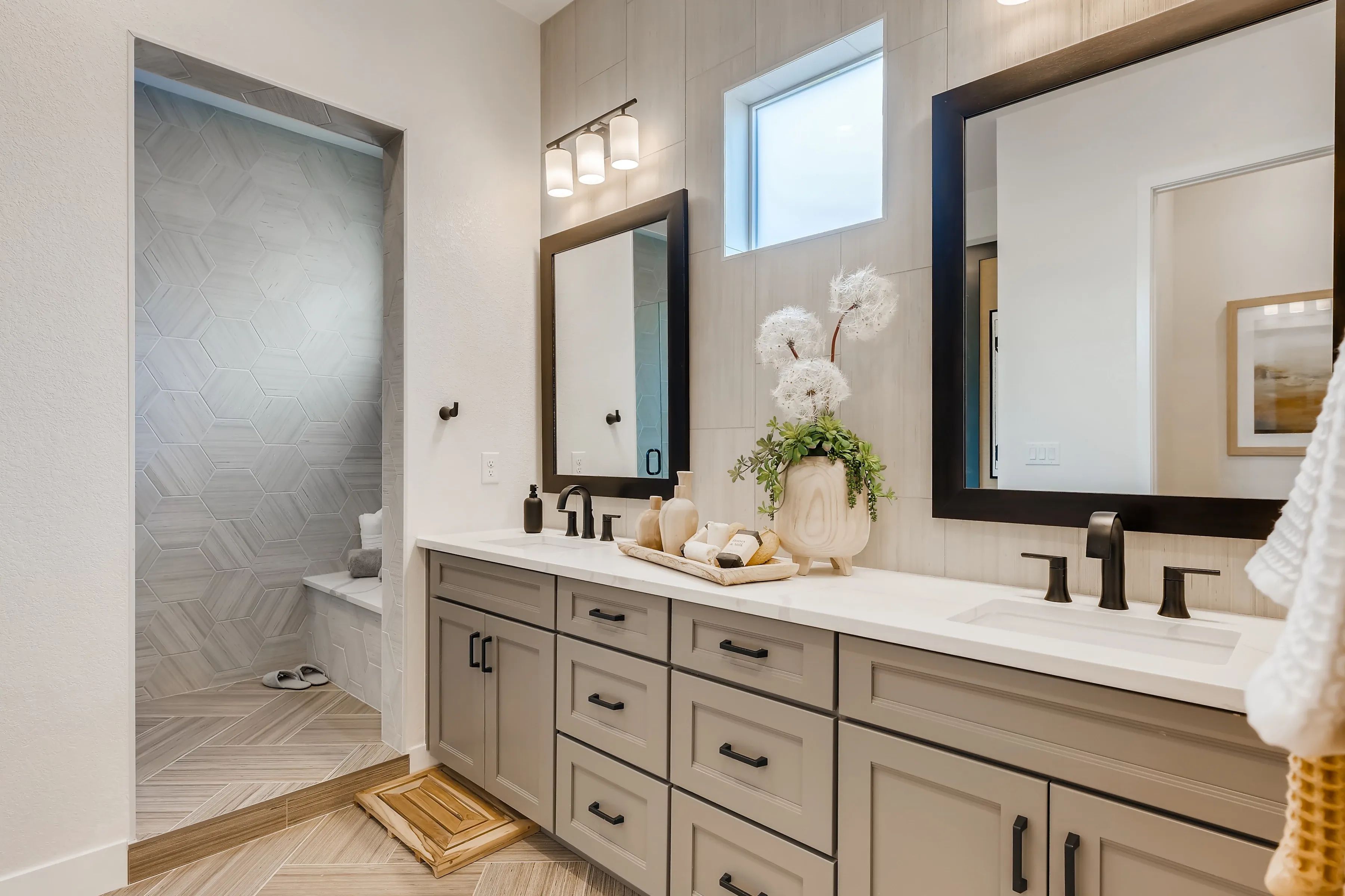 Brookside Primary Bath