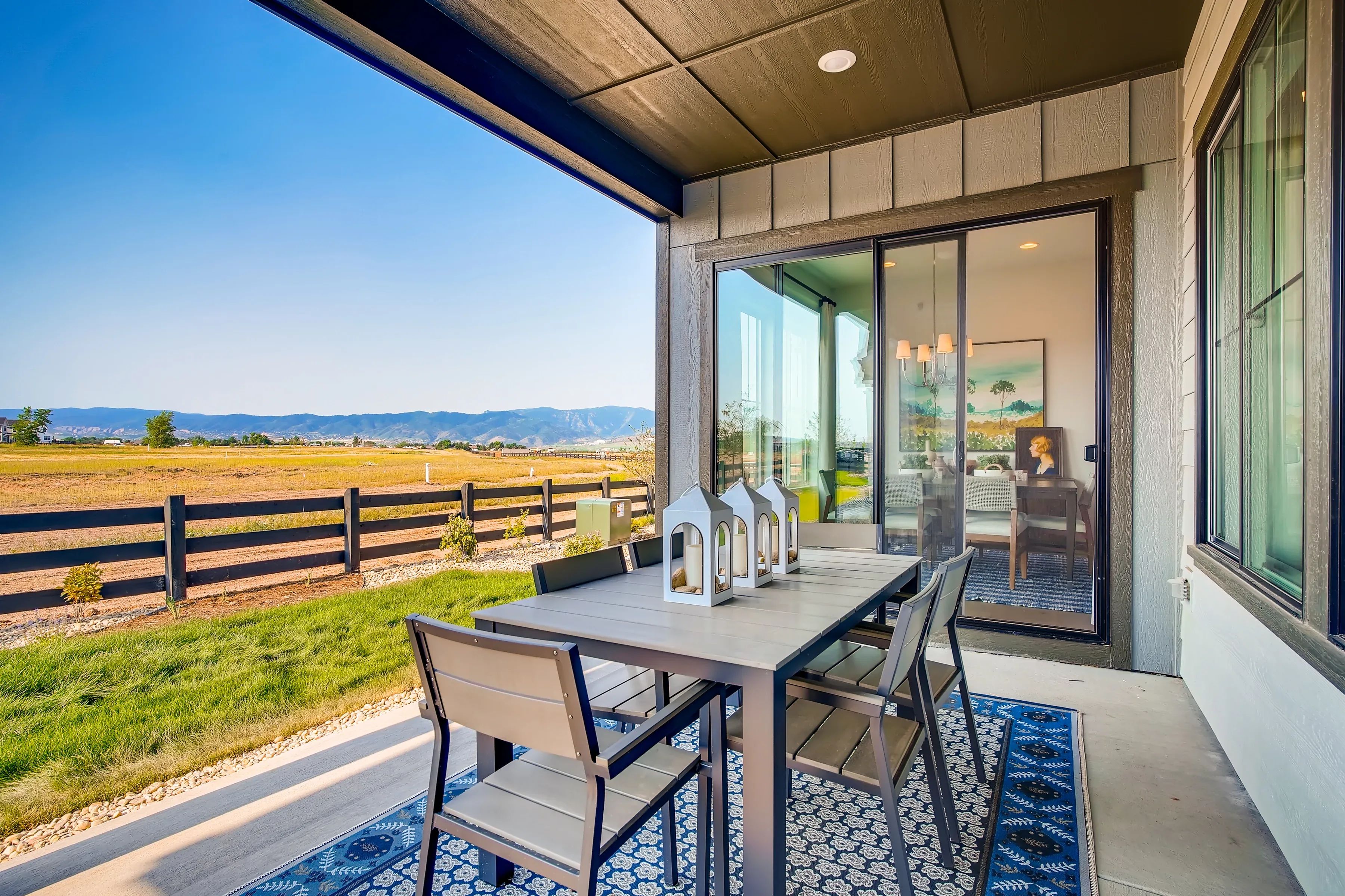 Rising Moon Covered Patio