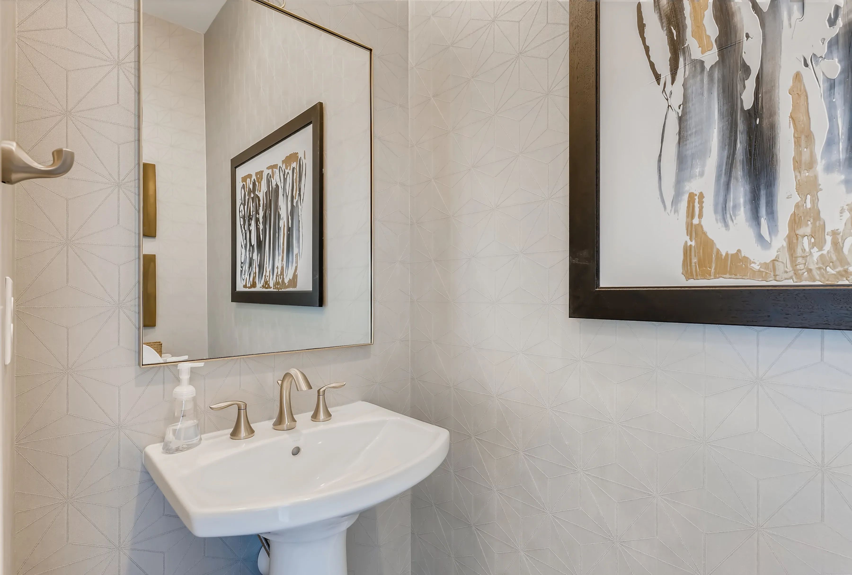 Stillwater Powder Bath