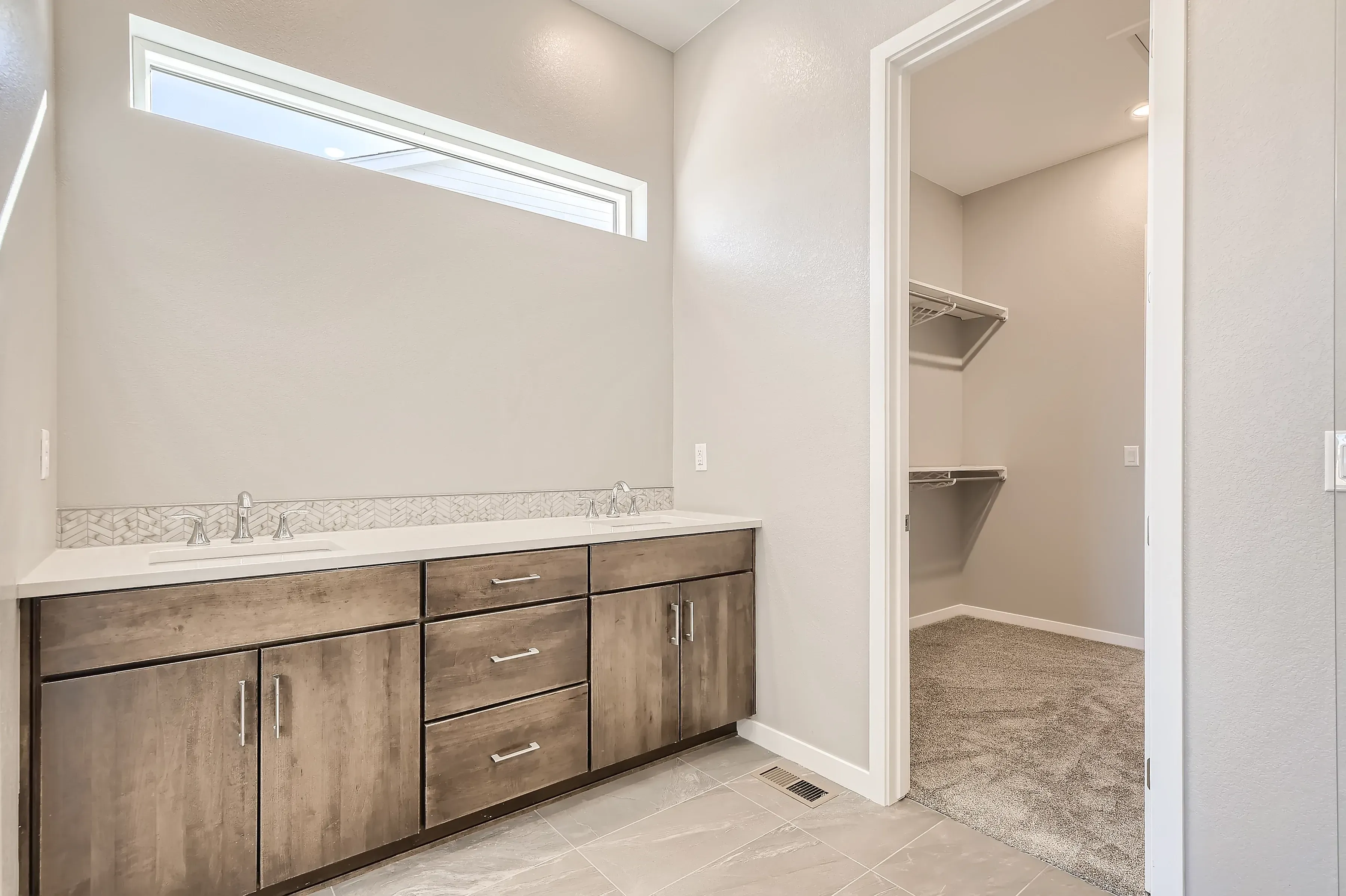 Setting Sun Primary Bath