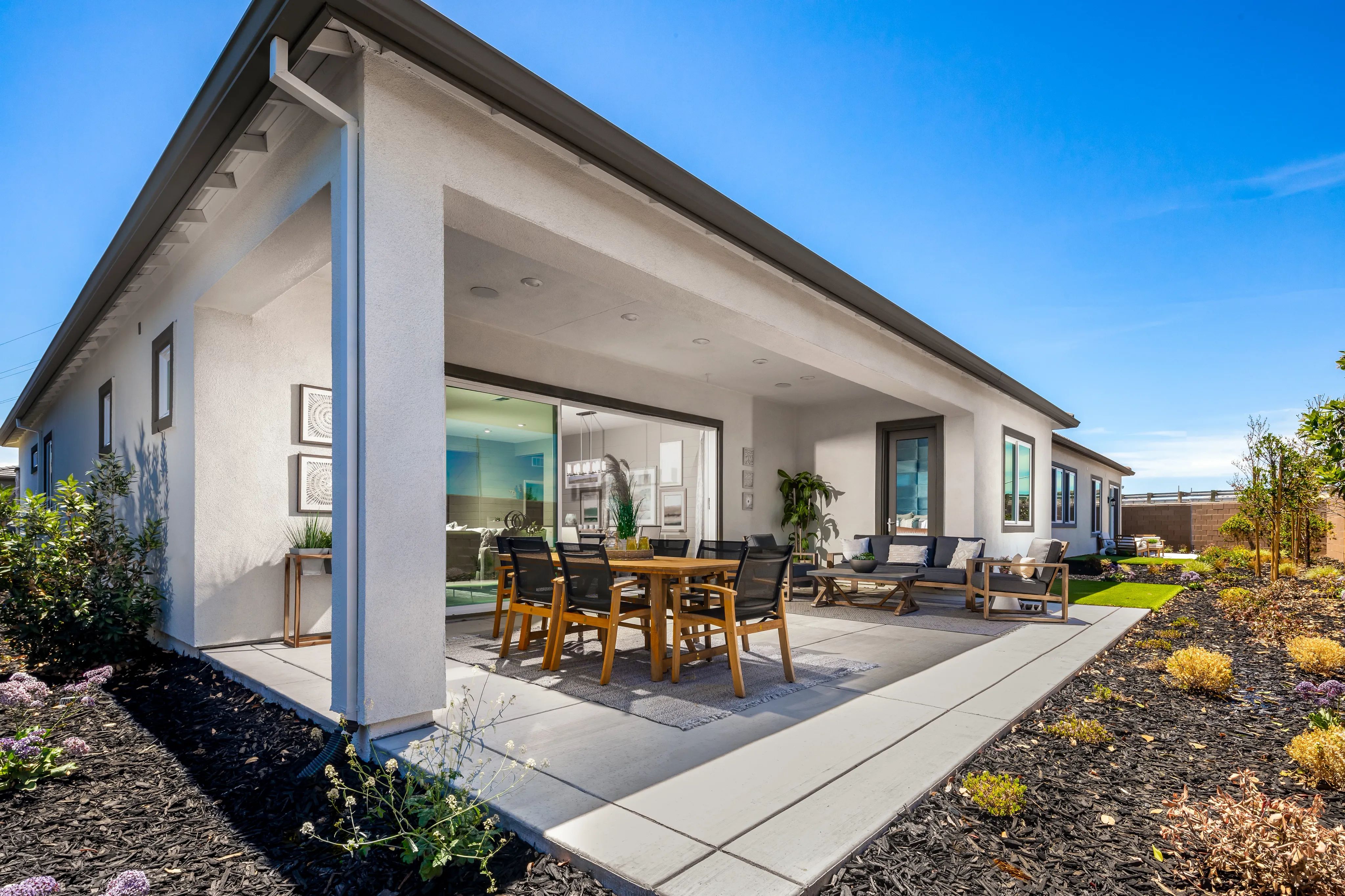 Outdoor Patio of the Venture Model