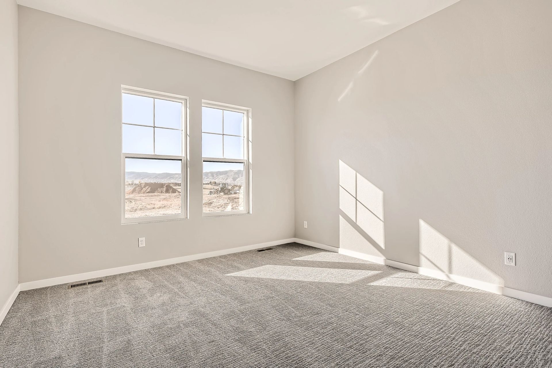 Setting Sun Bedroom 2