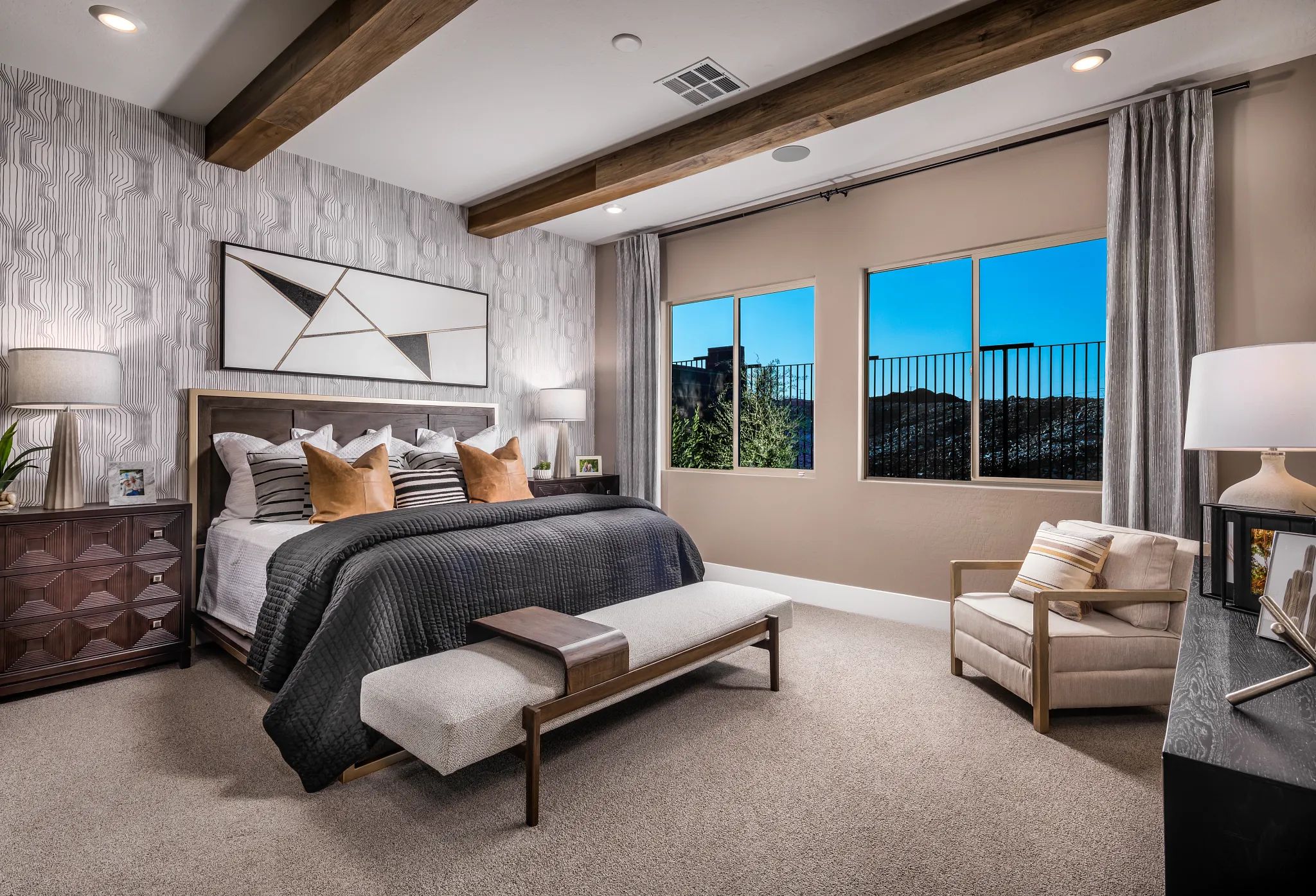 Latitude Primary Bed