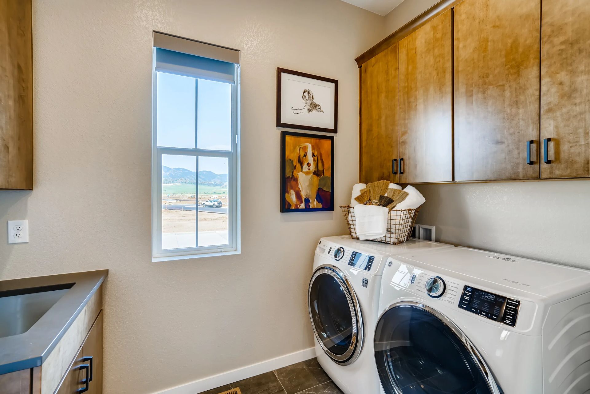 Amber Light Laundry