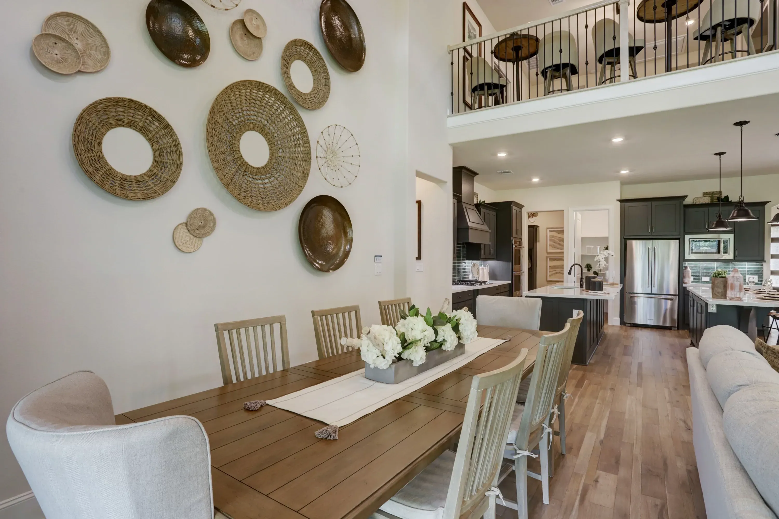 Dining - staged